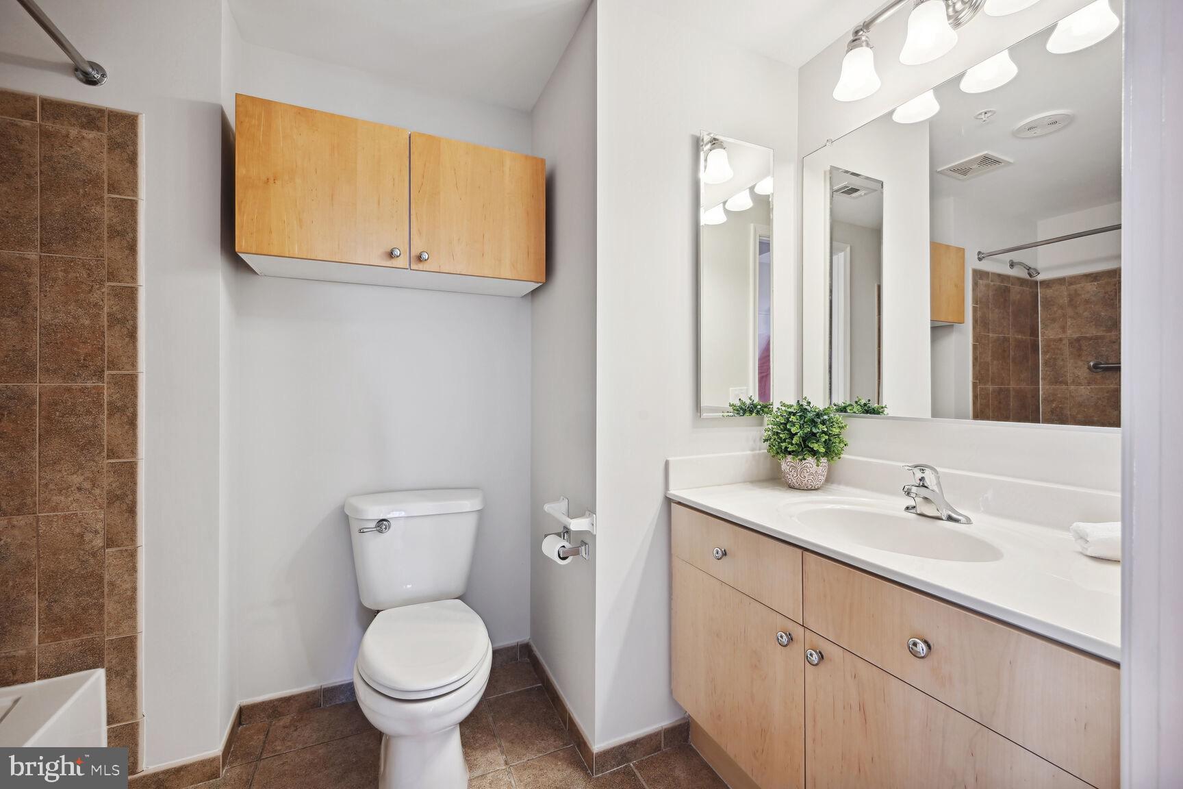 SILVER SPRING - Residential