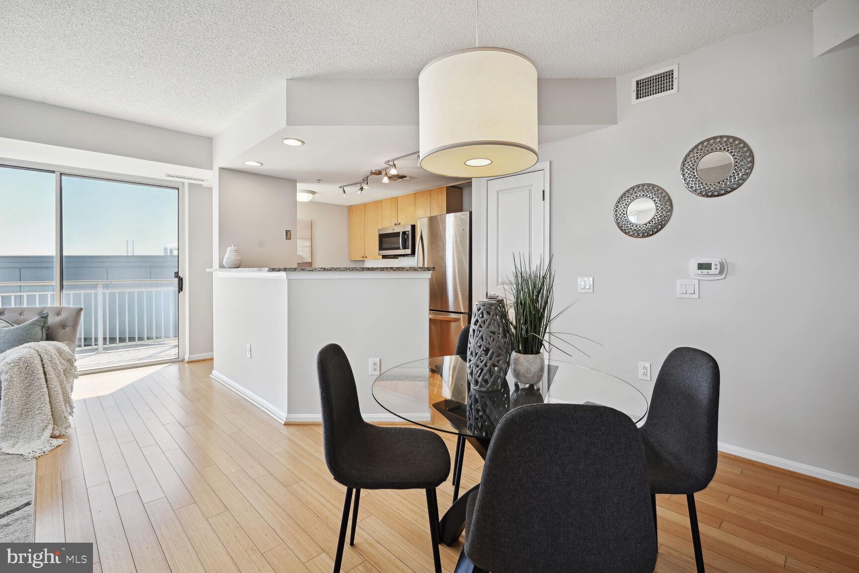 SILVER SPRING - Residential