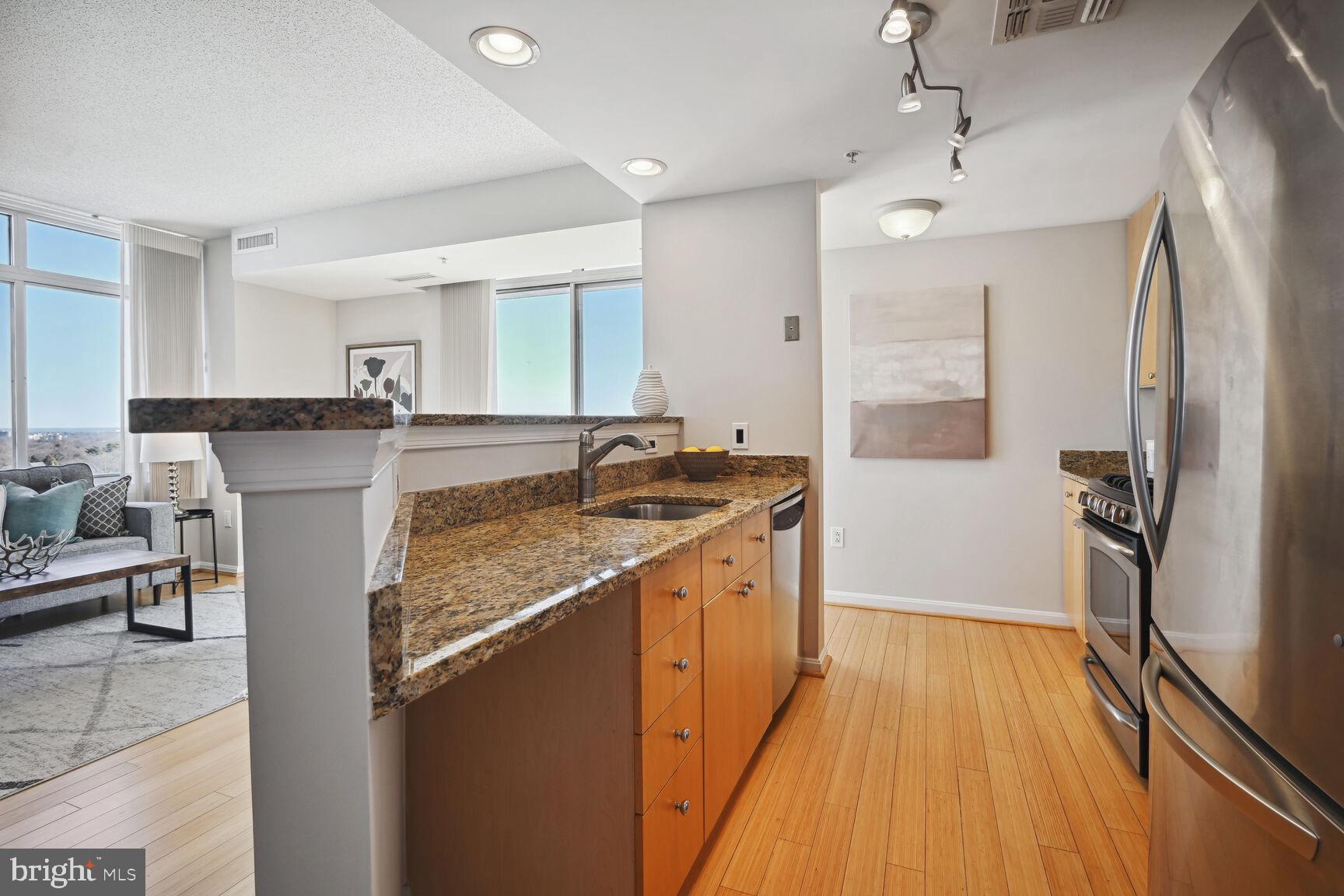 SILVER SPRING - Residential