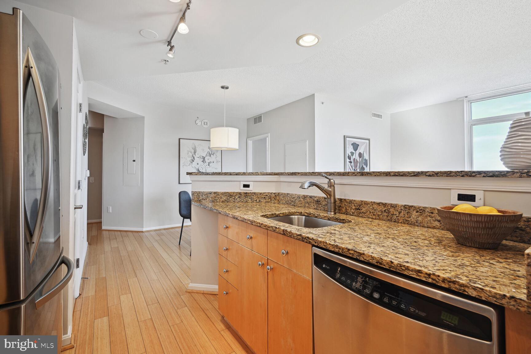 SILVER SPRING - Residential