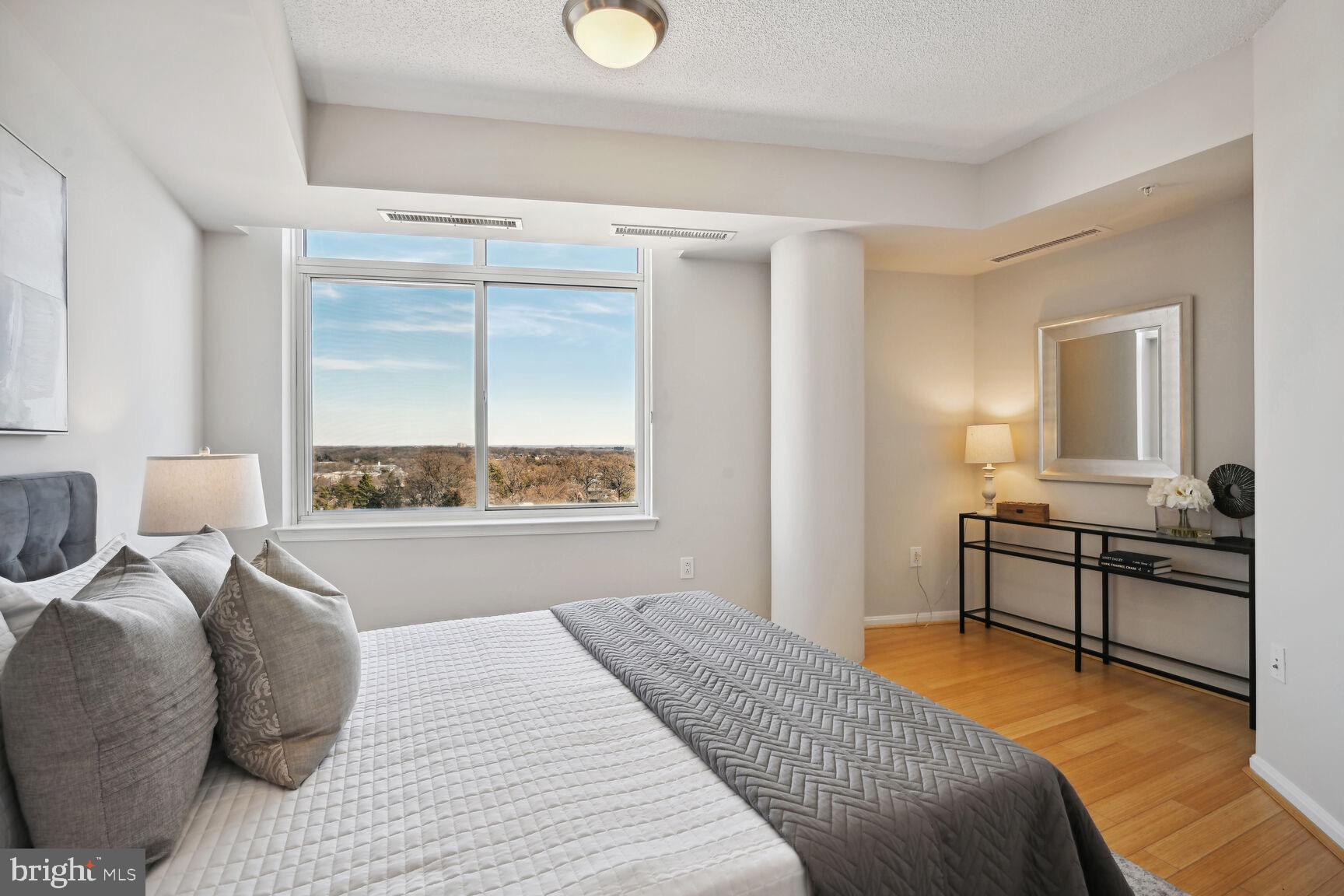 SILVER SPRING - Residential