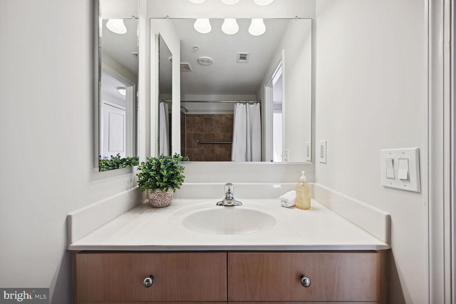 SILVER SPRING - Residential