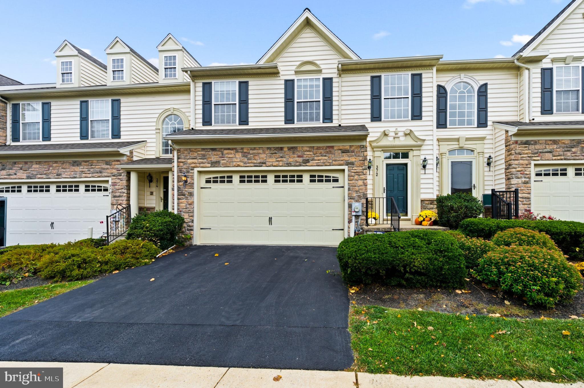 372 CASSELL COURT 372