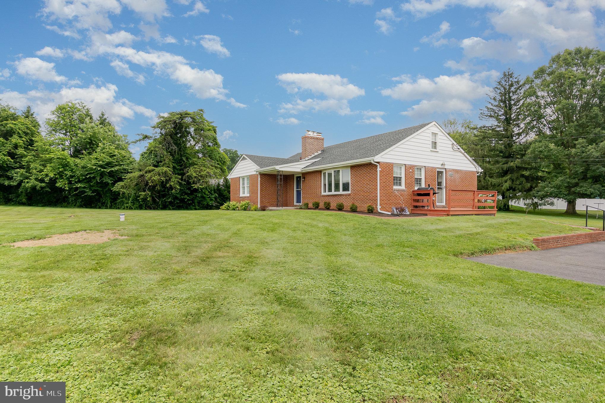 PLEASANT HILLS - Residential