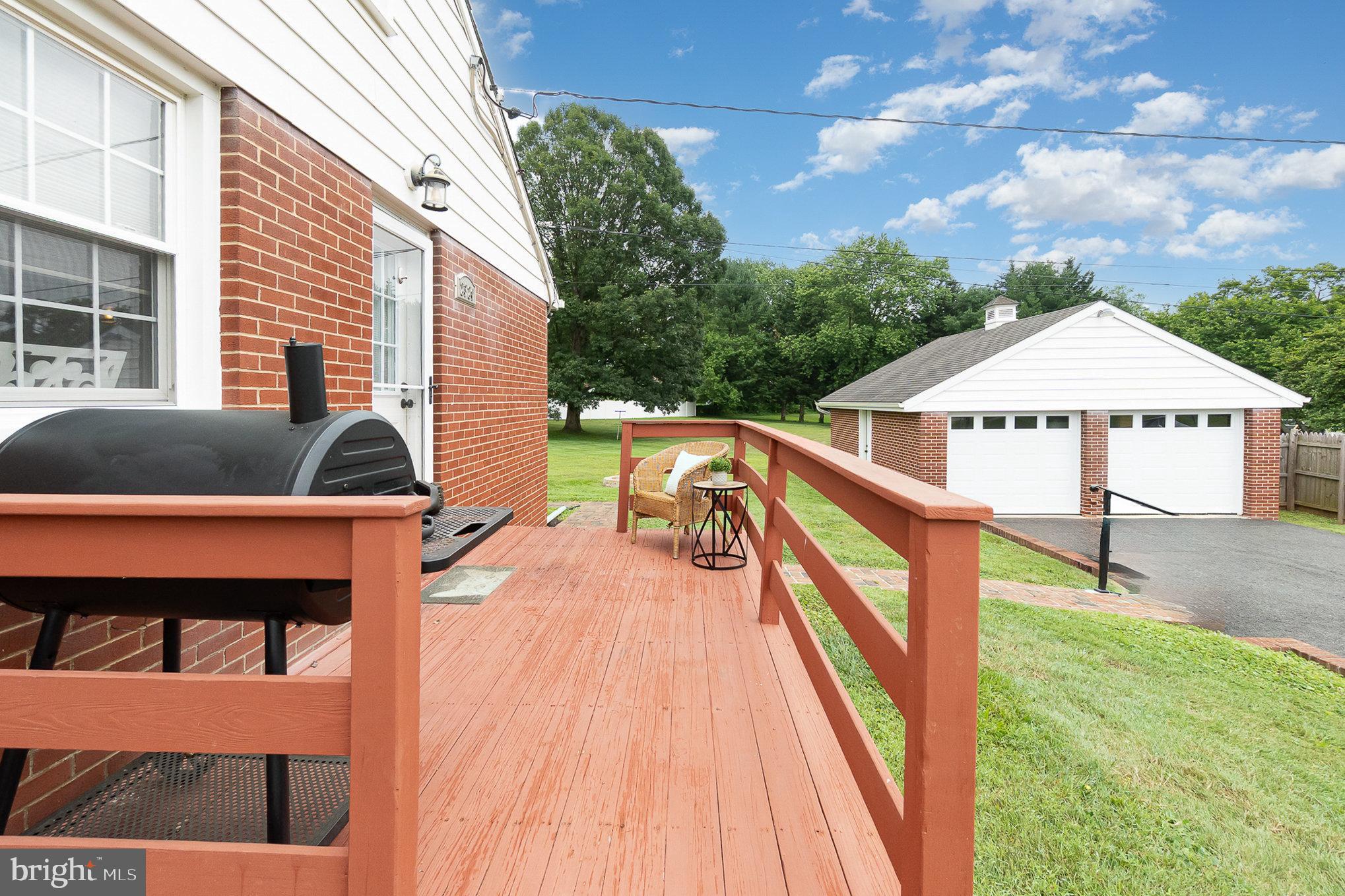 PLEASANT HILLS - Residential