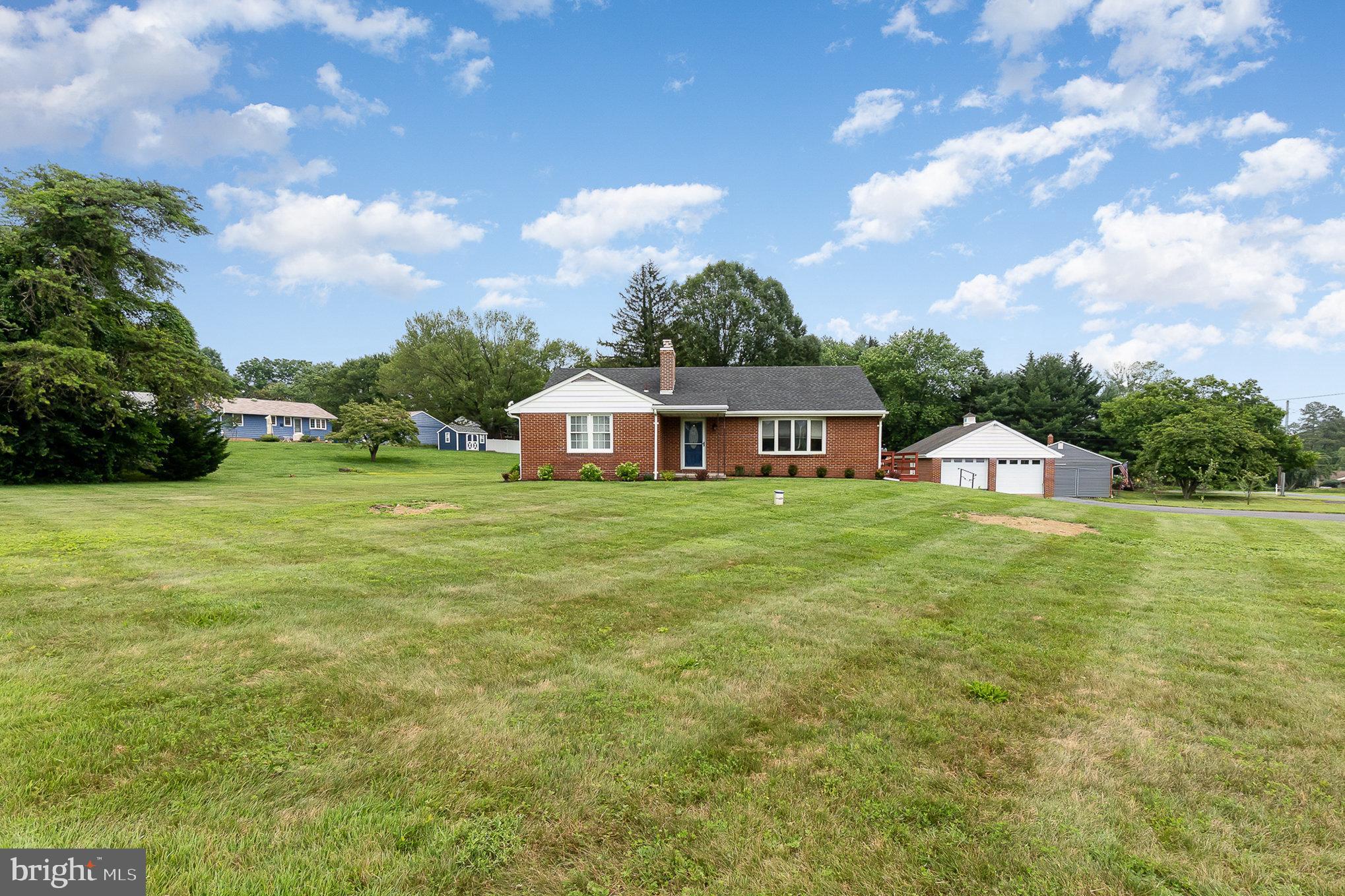 PLEASANT HILLS - Residential