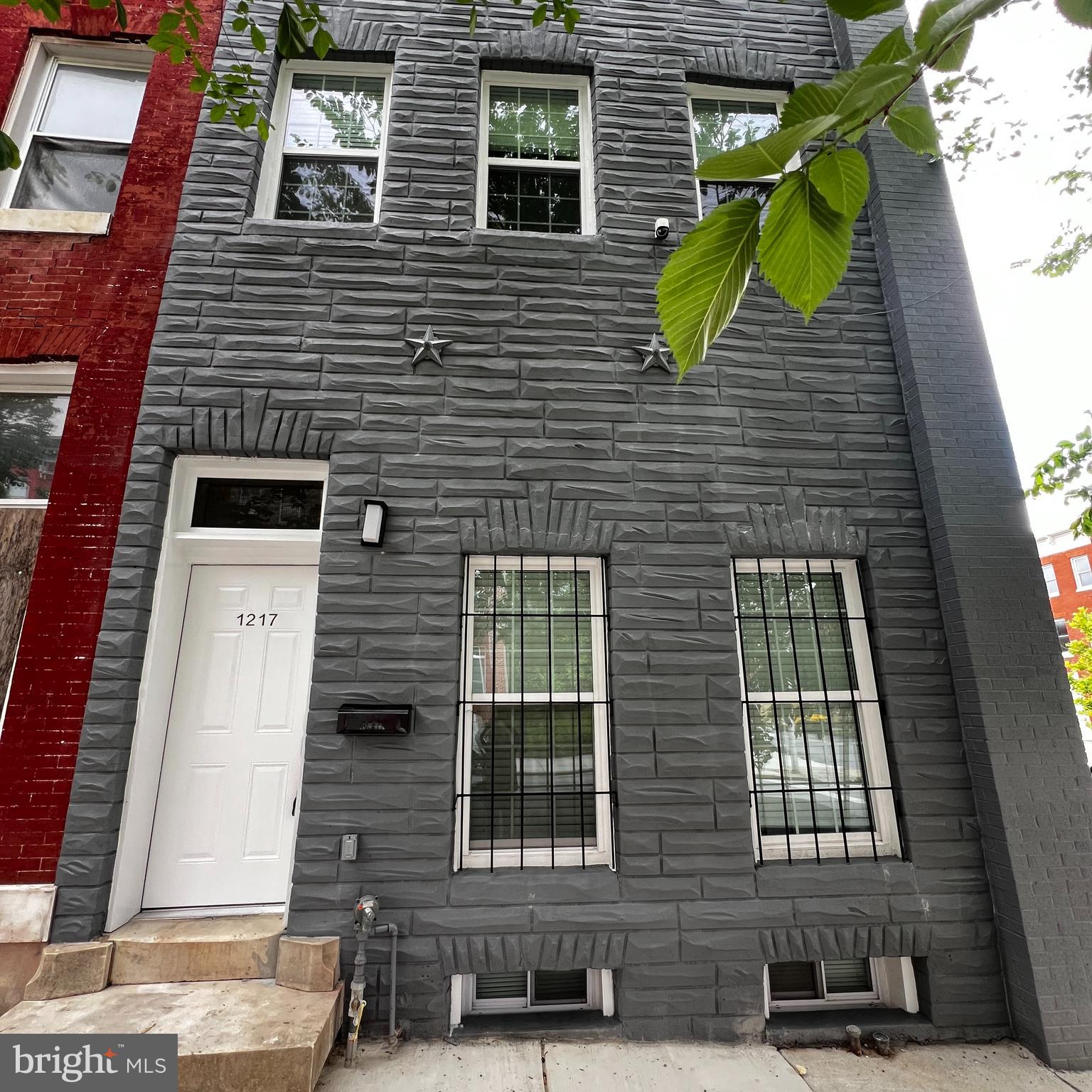 Stunning Fully Renovated 4-Story Rowhome in the Heart of Baltimore!
This spacious 5-bedroom, 4-bathroom home blends classic charm with modern luxury. Renovated in 2025, it features a beautifully preserved original staircase, high ceilings, and thoughtful upgrades throughout. The open-concept kitchen boasts a rollaway island—perfect for entertaining or everyday flexibility. A wet bar and recreation space in the basement offer excellent potential for a 6th bedroom or in-law suite.
Enjoy the convenience of two separate thermostats for optimal comfort on all four levels. Step outside to a newly enclosed backyard—ideal for pets, gatherings, or relaxation. Just minutes from downtown, Penn Station, and major commuter routes. Ideal for homebuyers seeking space, style, and city convenience.
Move-in ready and available now—schedule your showing today!