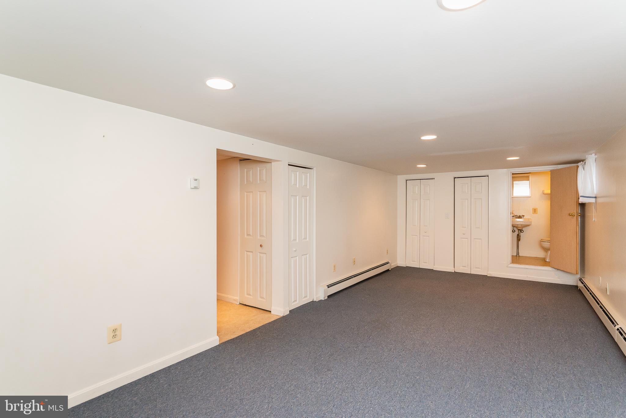 LYNCH POINT - Residential