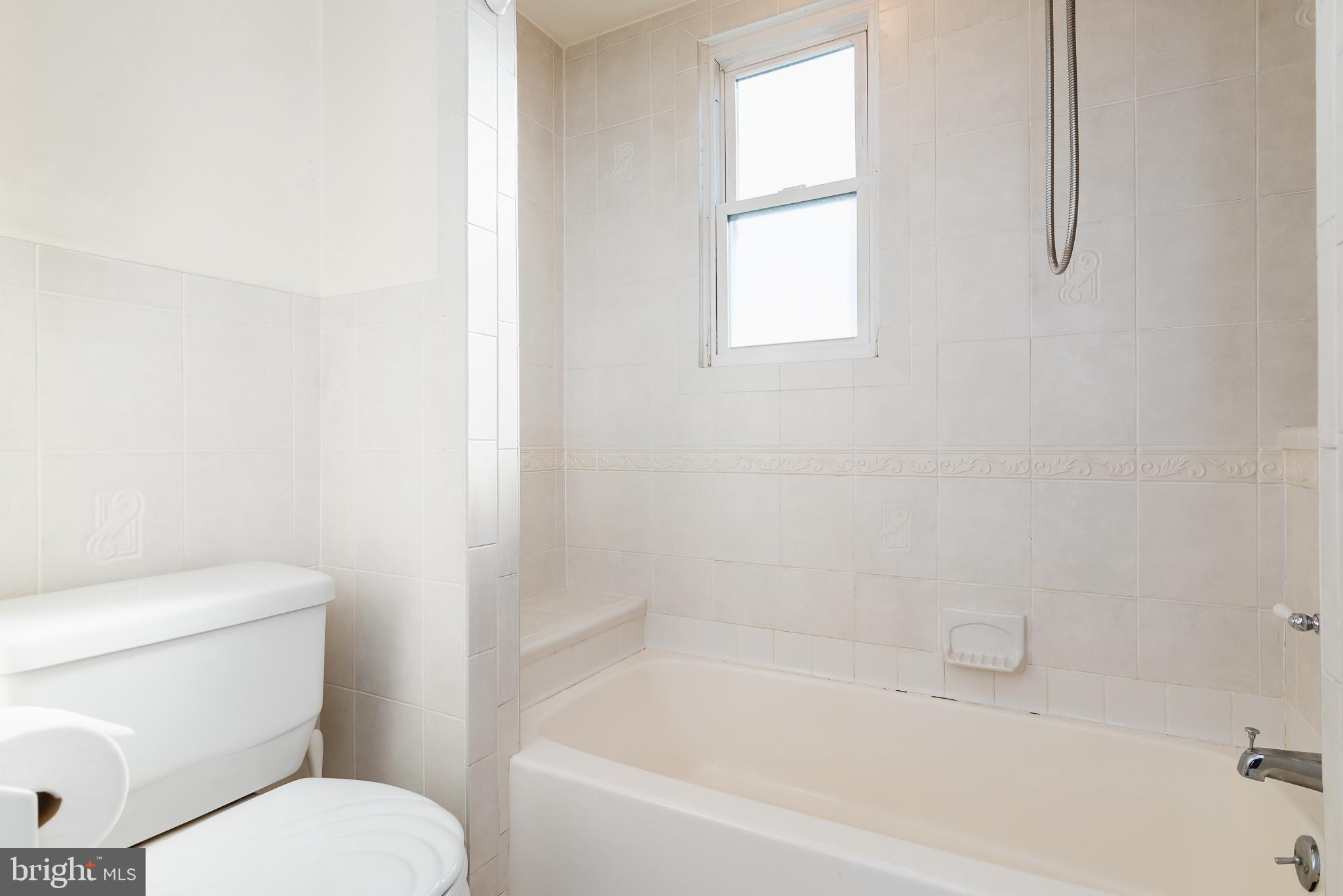 LYNCH POINT - Residential