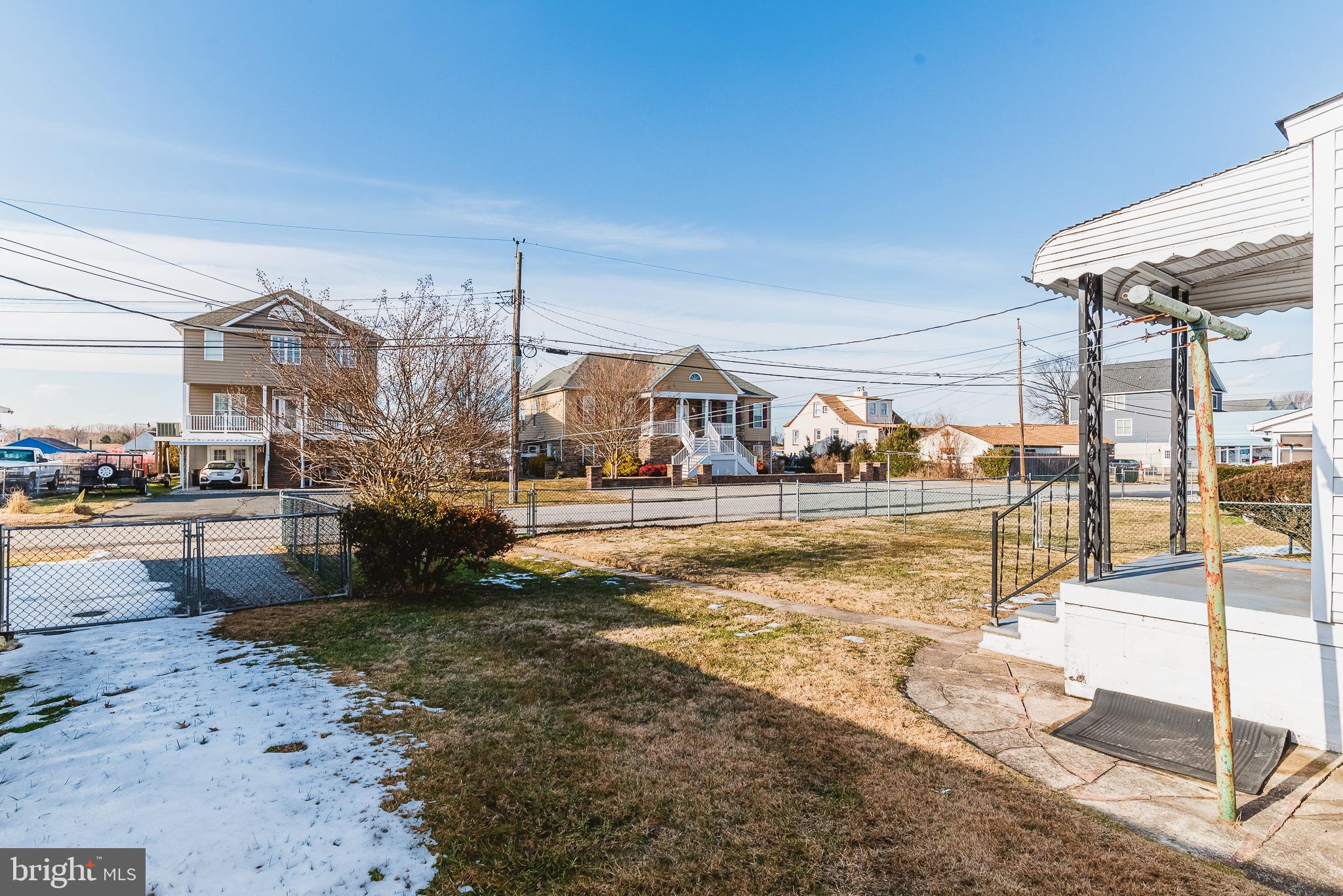 LYNCH POINT - Residential