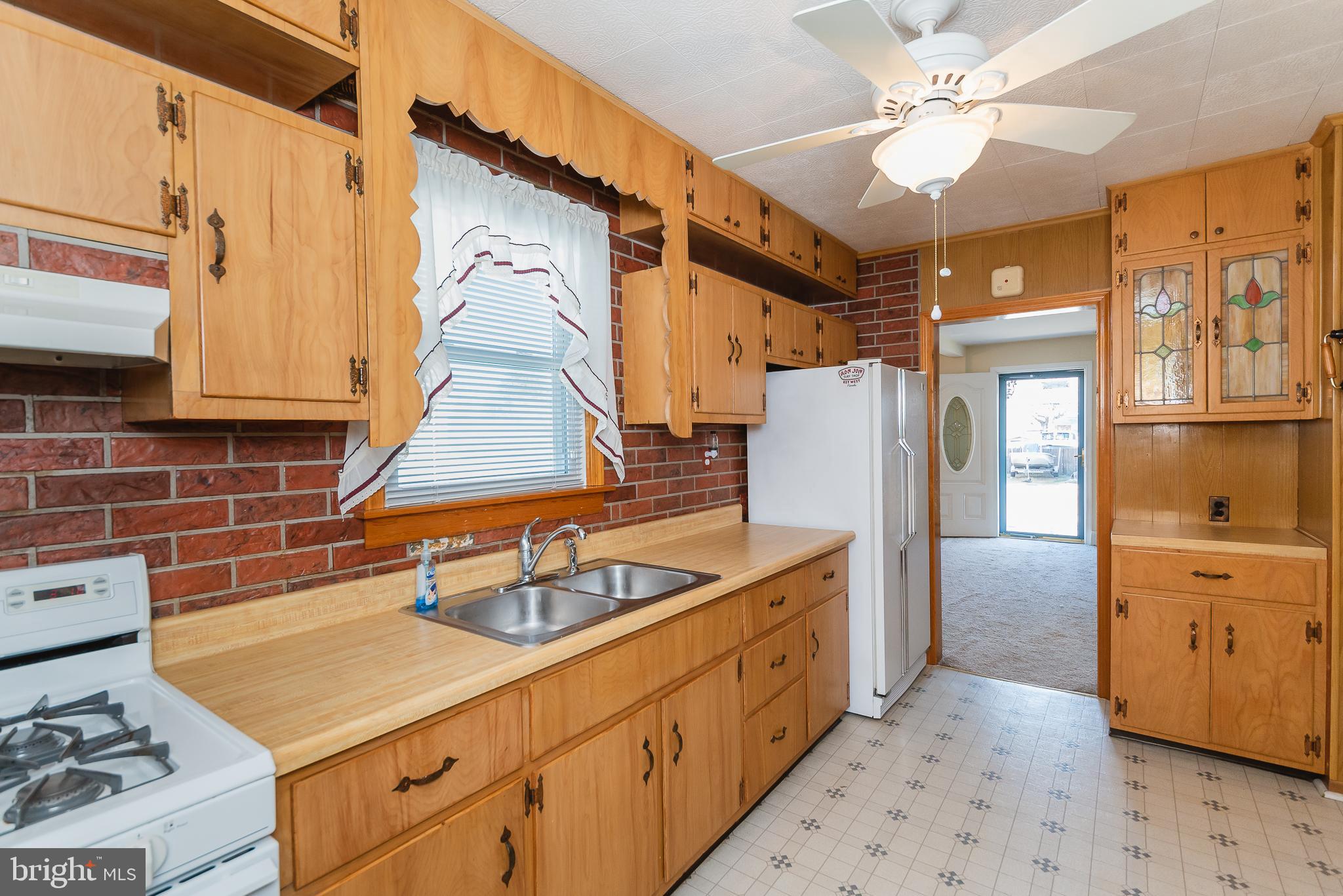 LYNCH POINT - Residential