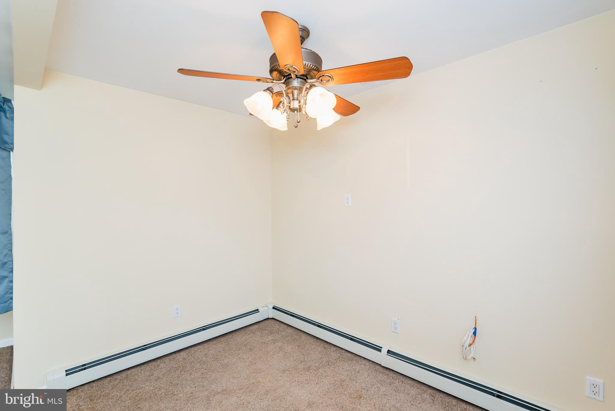 LYNCH POINT - Residential