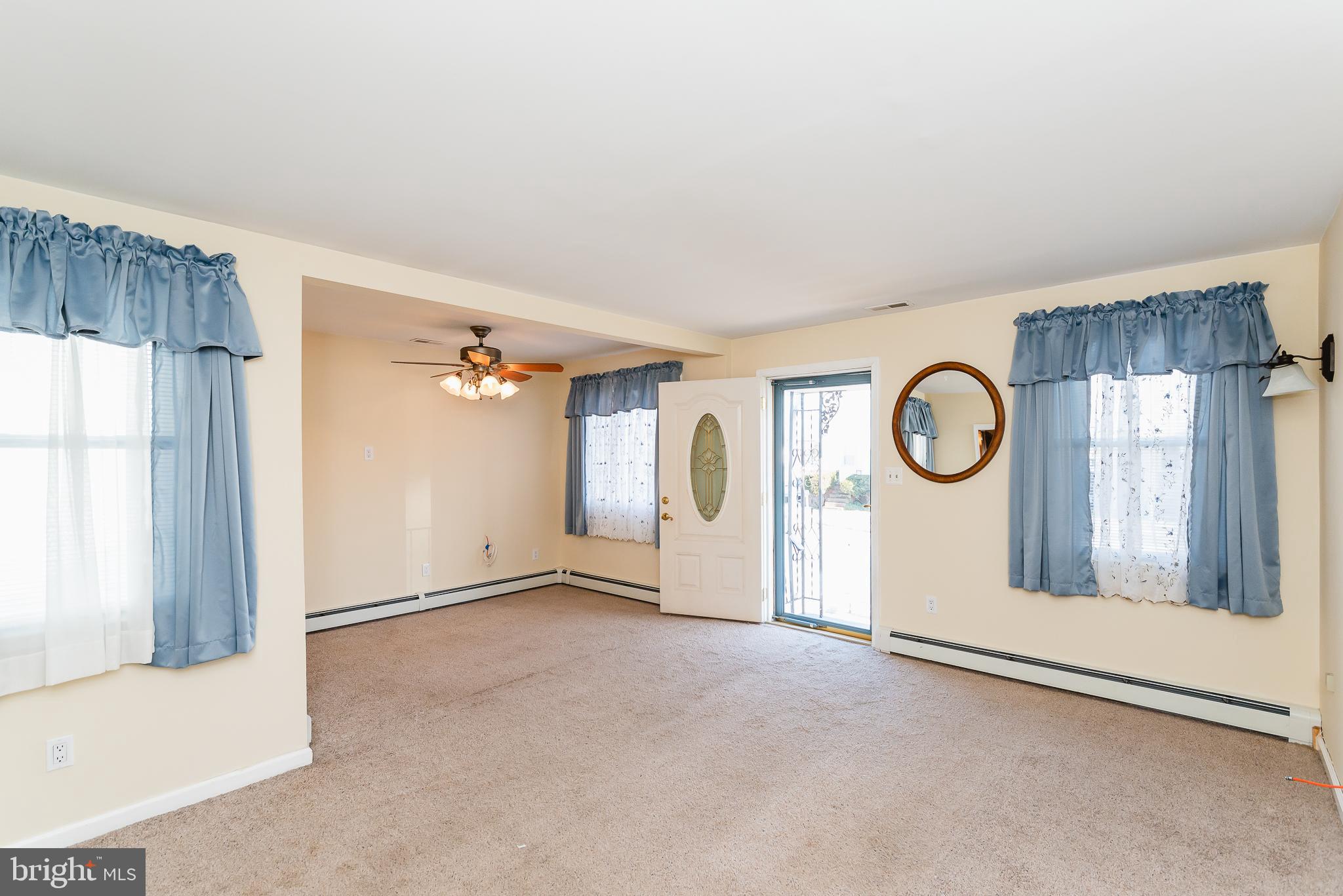 LYNCH POINT - Residential