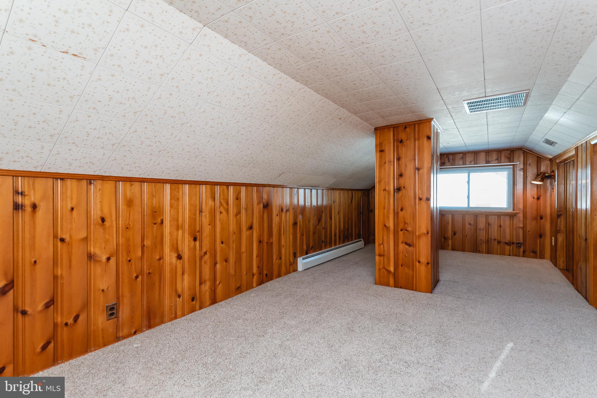 LYNCH POINT - Residential