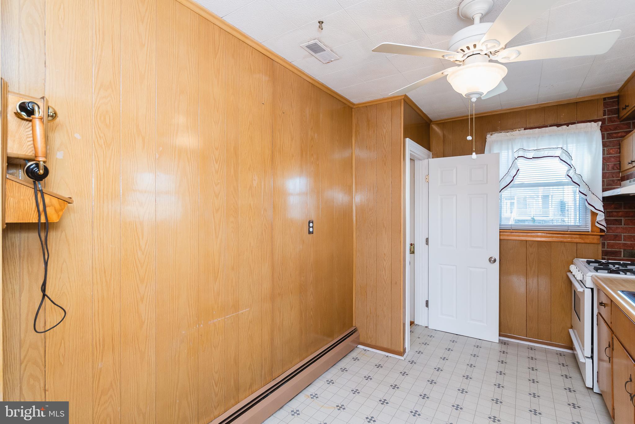 LYNCH POINT - Residential