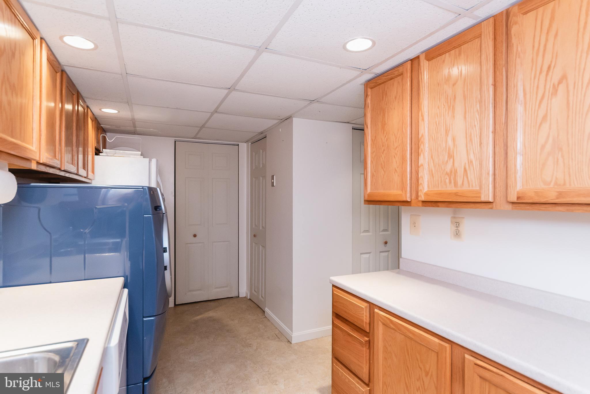 LYNCH POINT - Residential