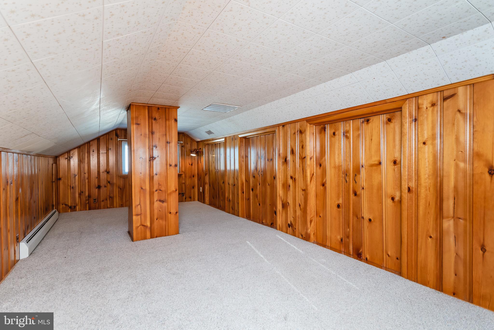 LYNCH POINT - Residential