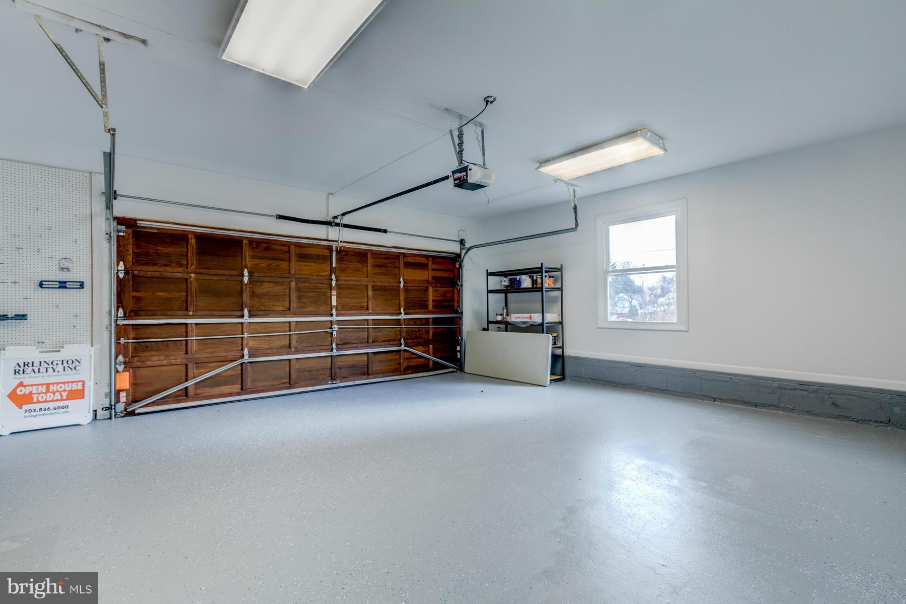 MUNSON HILL - Residential