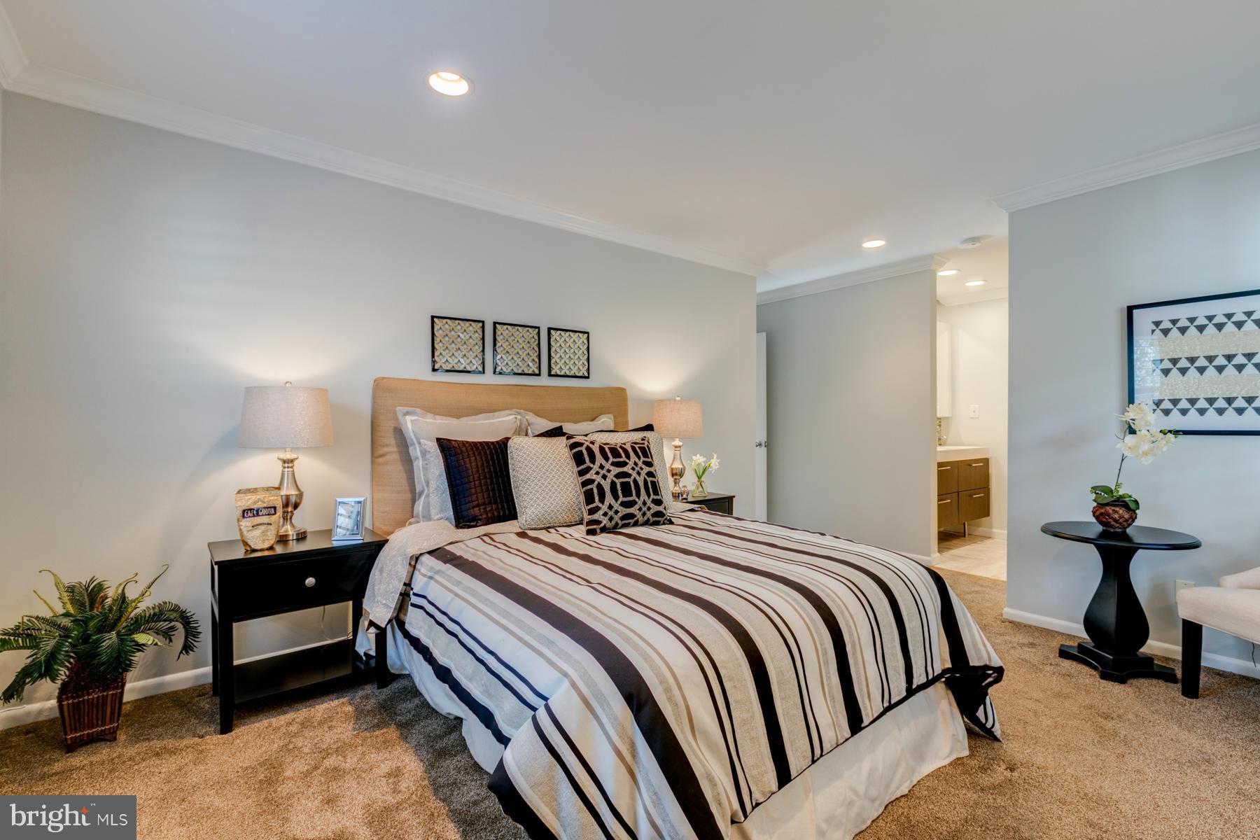 MUNSON HILL - Residential