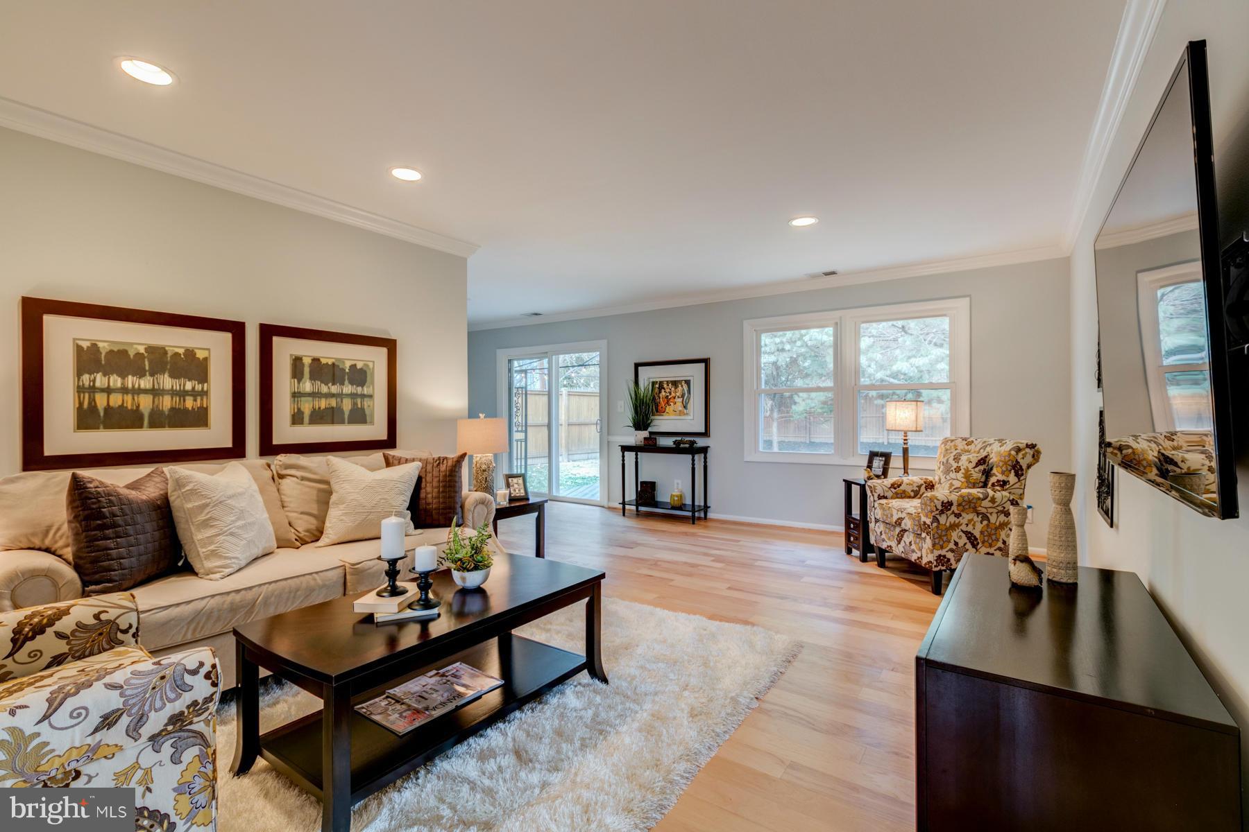 MUNSON HILL - Residential