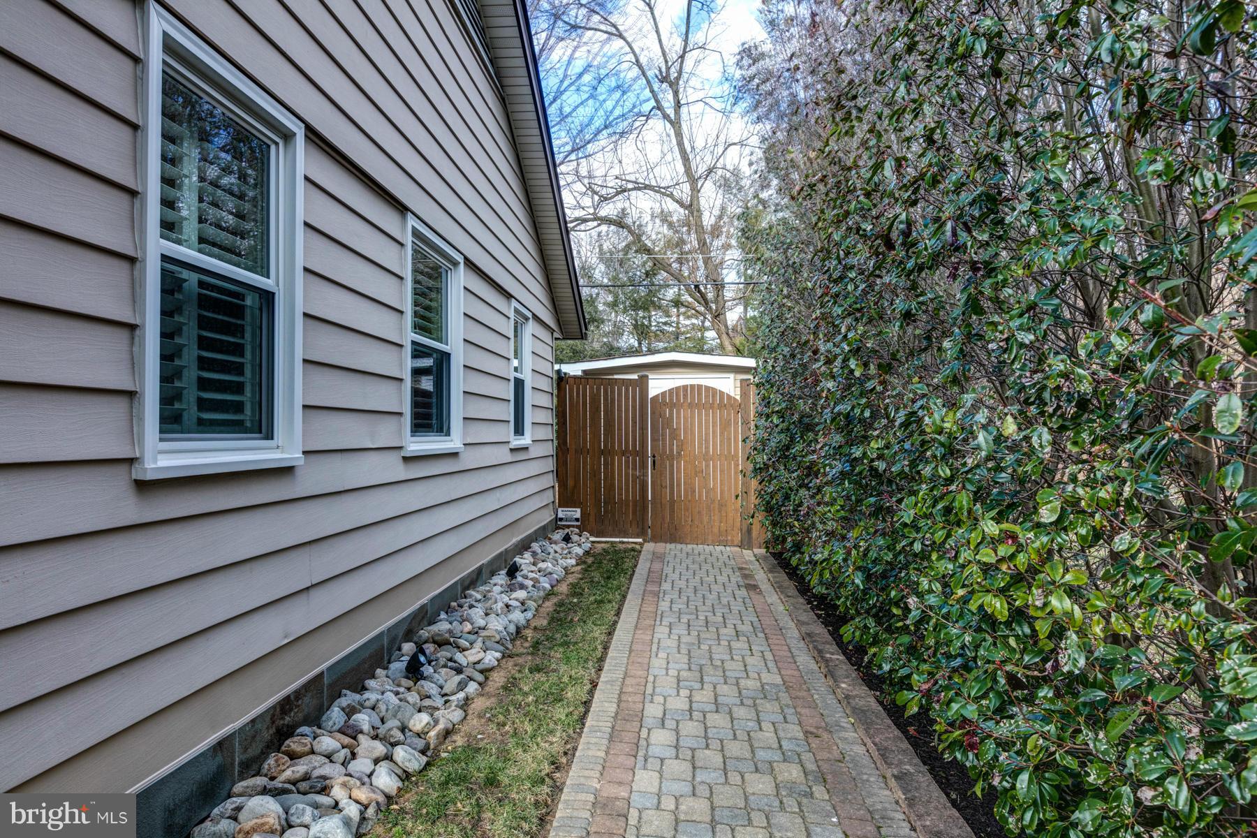 MUNSON HILL - Residential