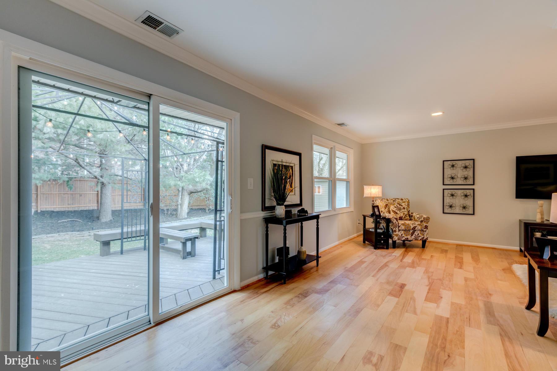 MUNSON HILL - Residential