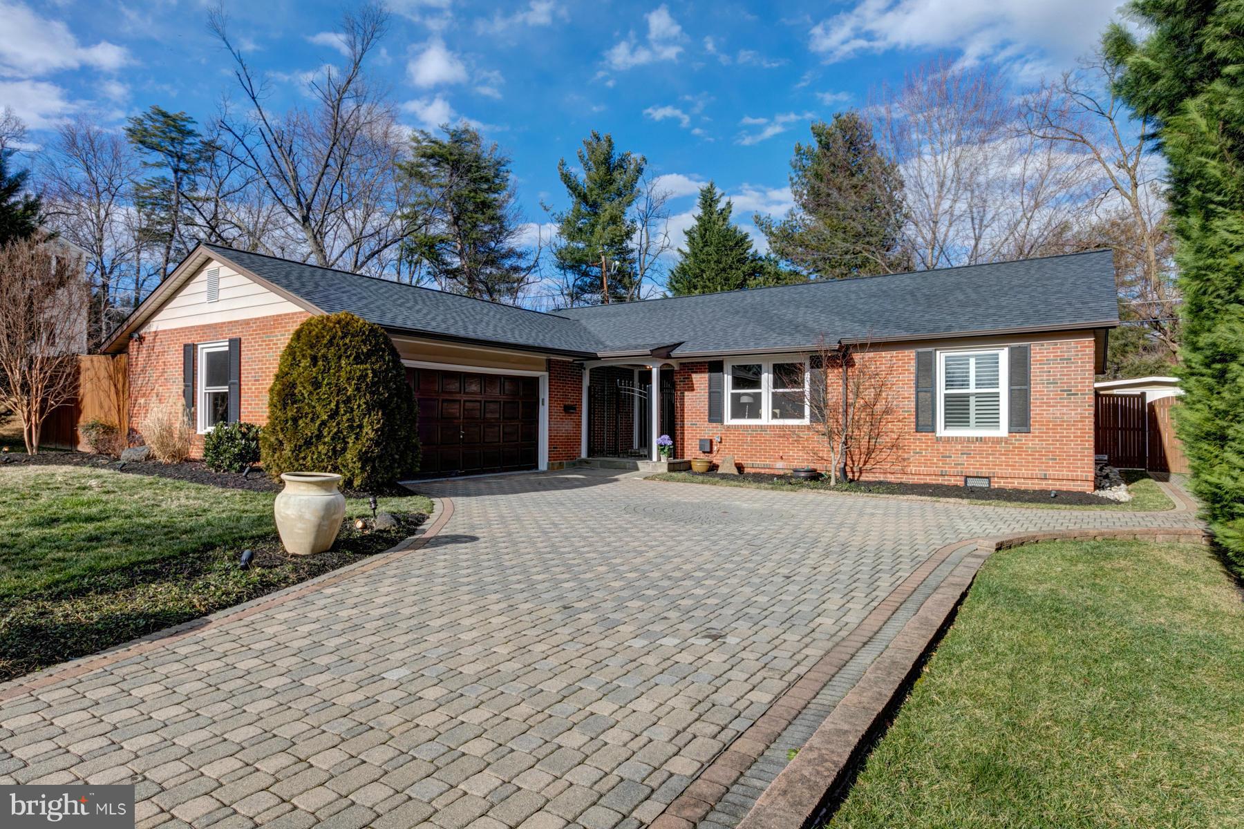 MUNSON HILL - Residential