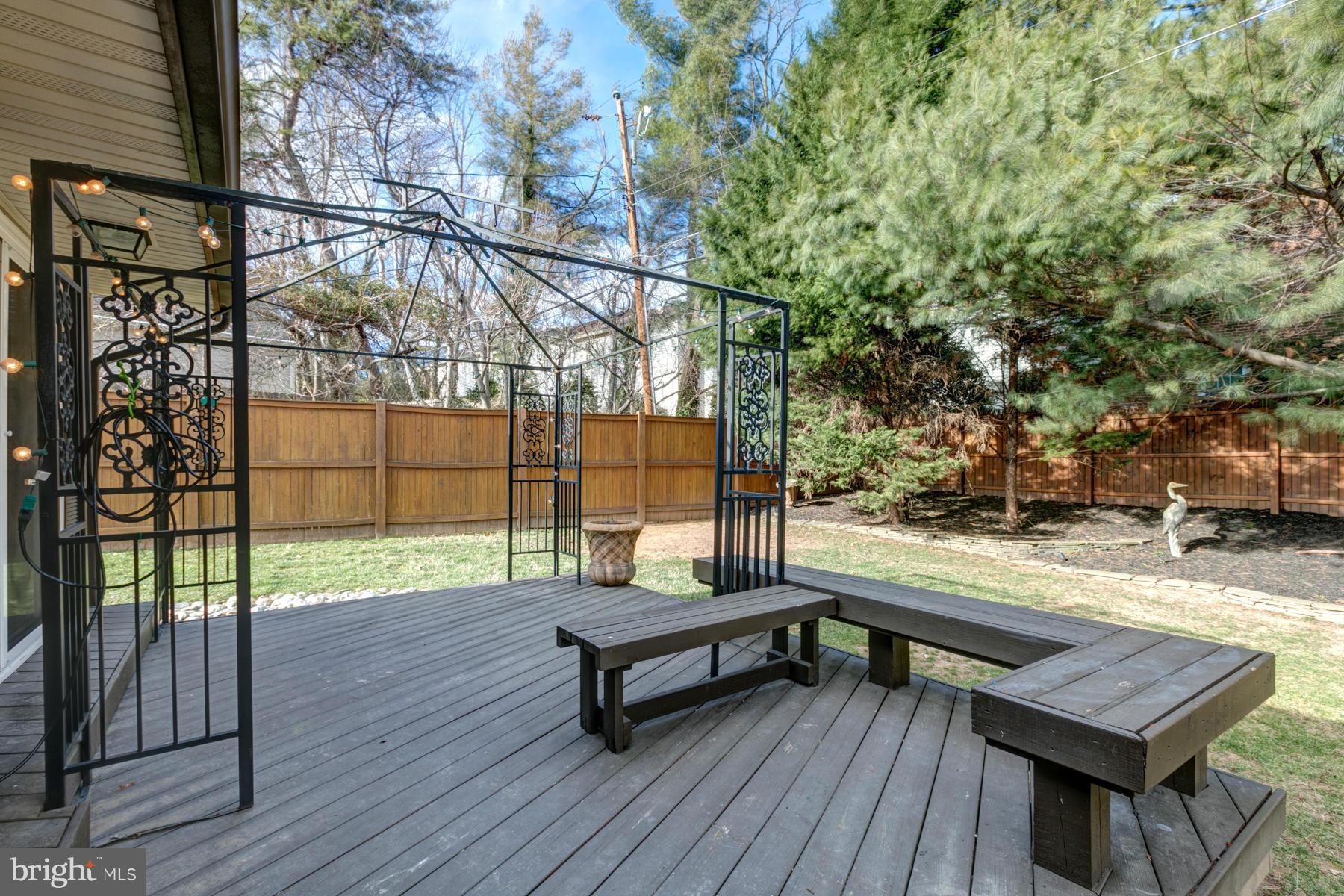 MUNSON HILL - Residential