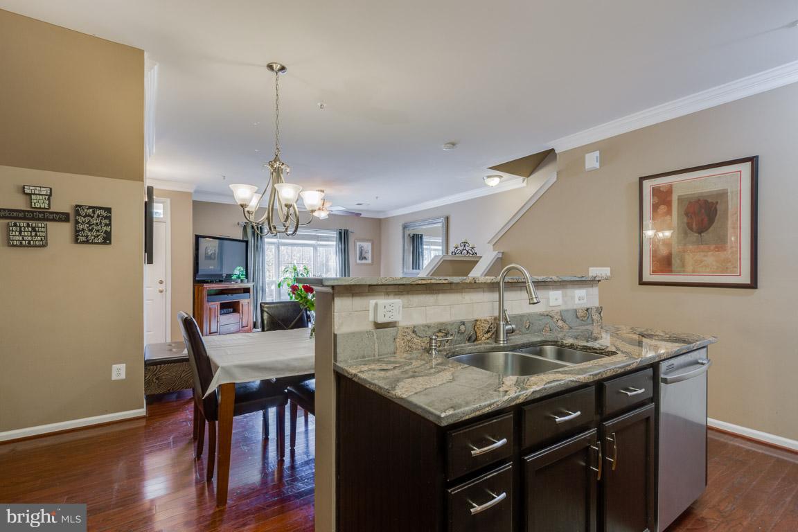 AMBER SPRING - Residential