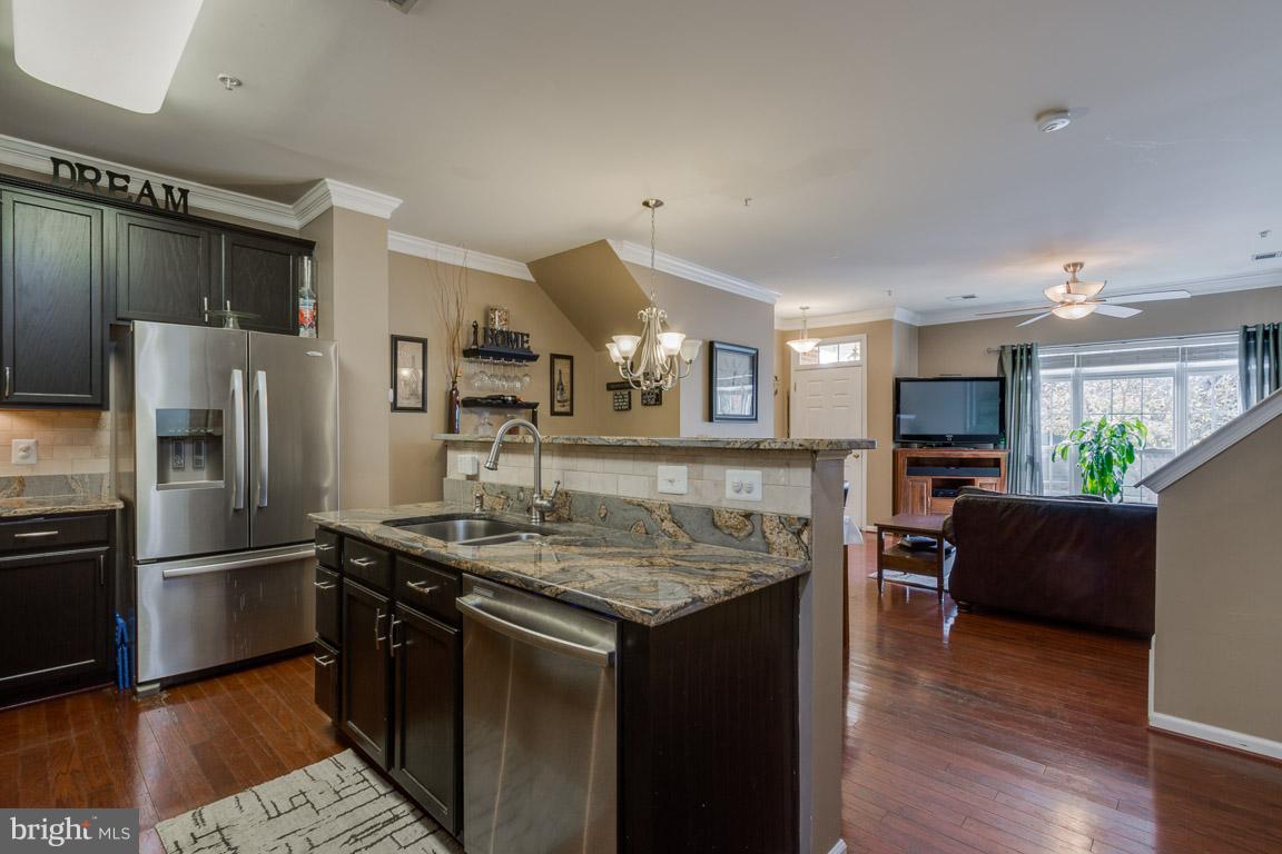 AMBER SPRING - Residential