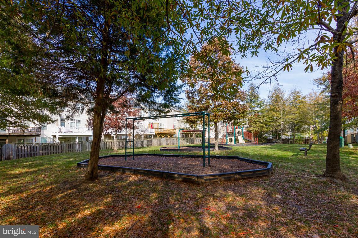 AMBER SPRING - Residential