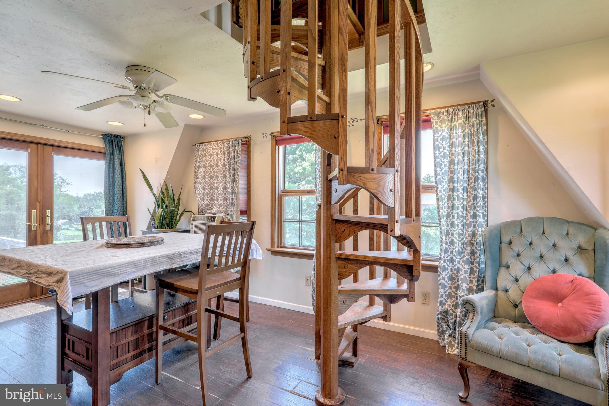 LAKE MEADE - Residential