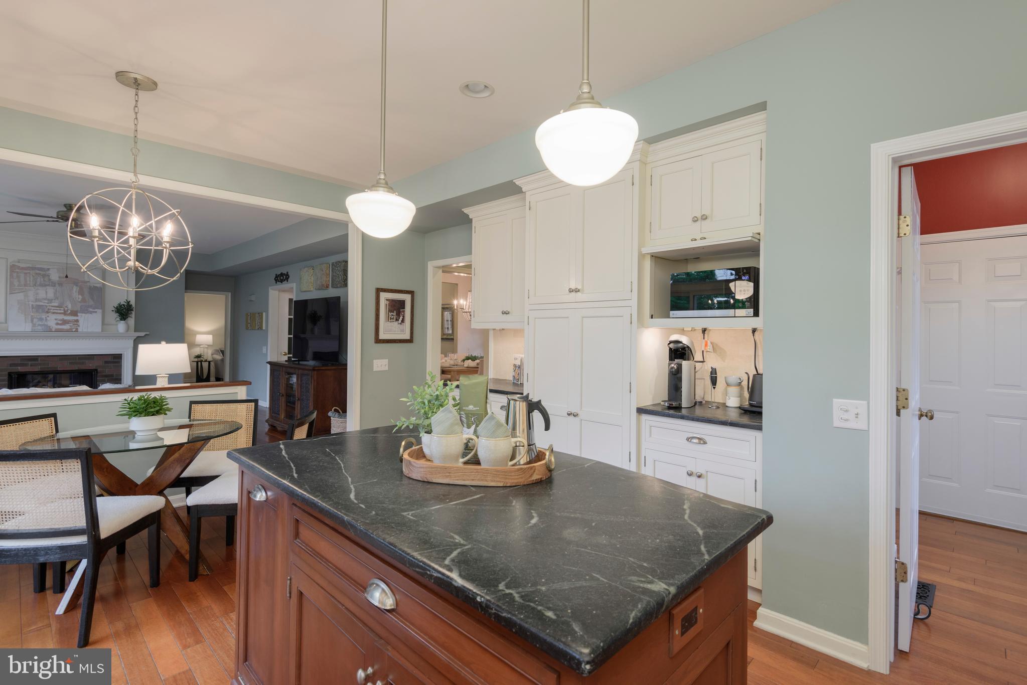 WOODBROOK - Residential