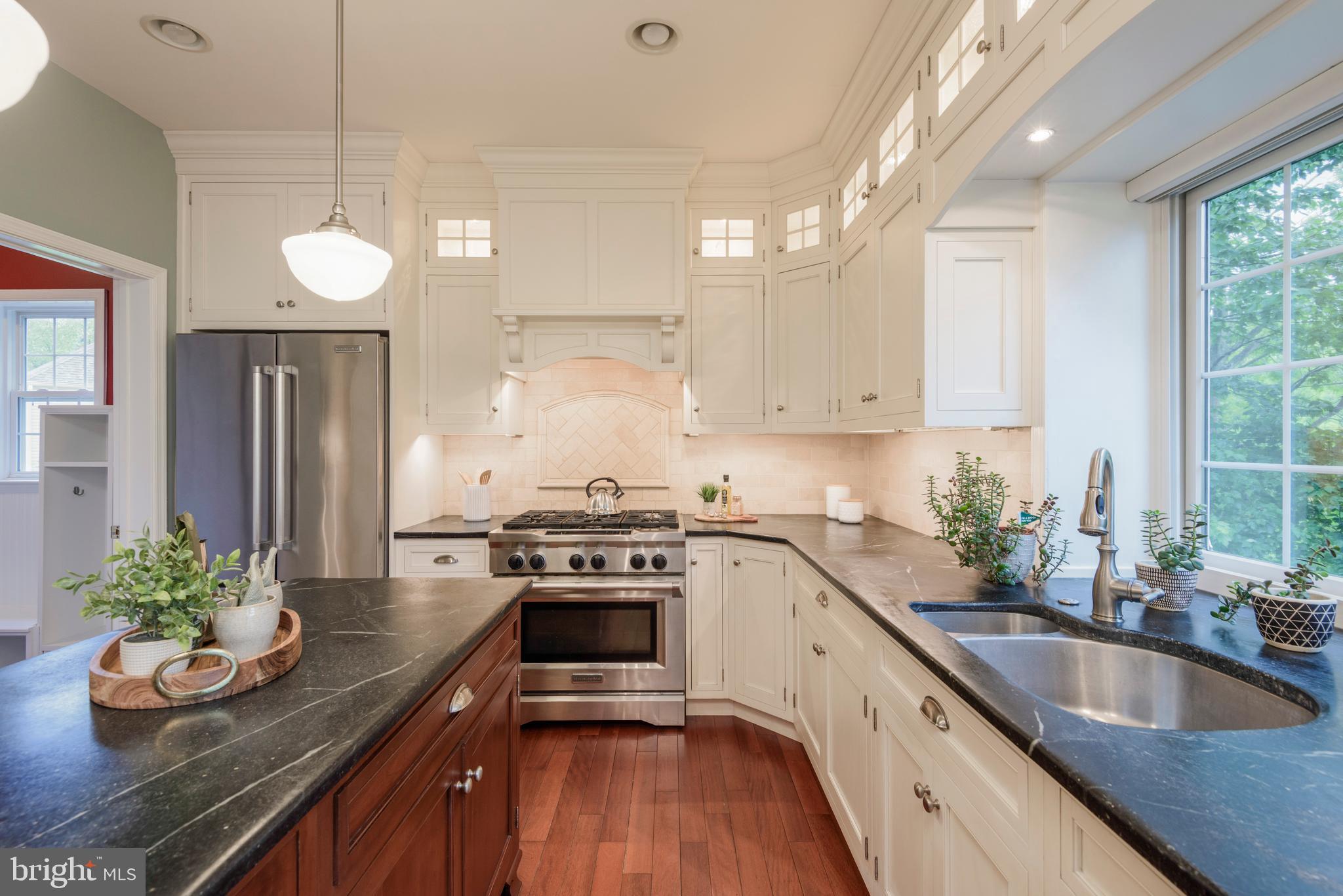 WOODBROOK - Residential