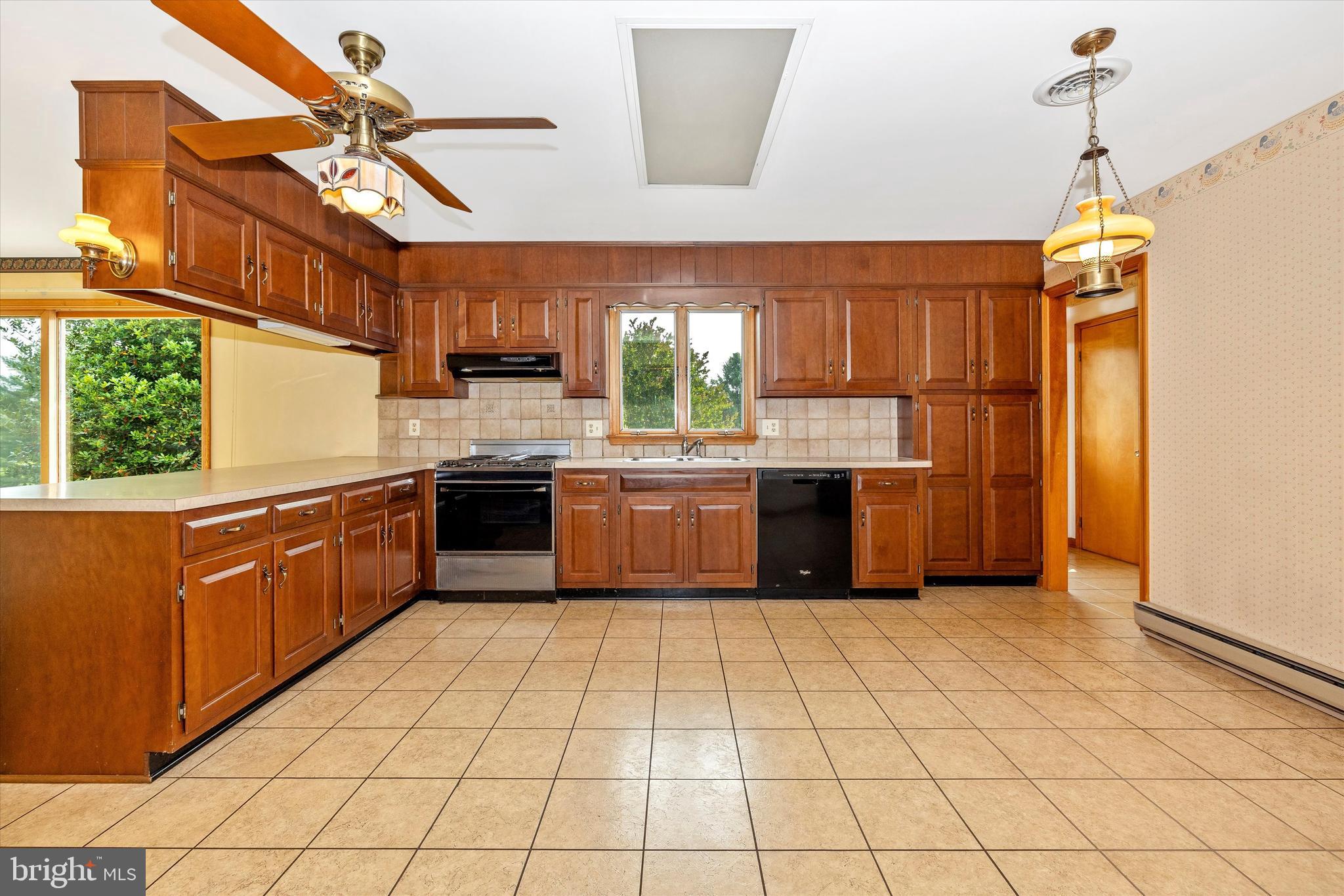 6505 MORNINGSIDE COURT