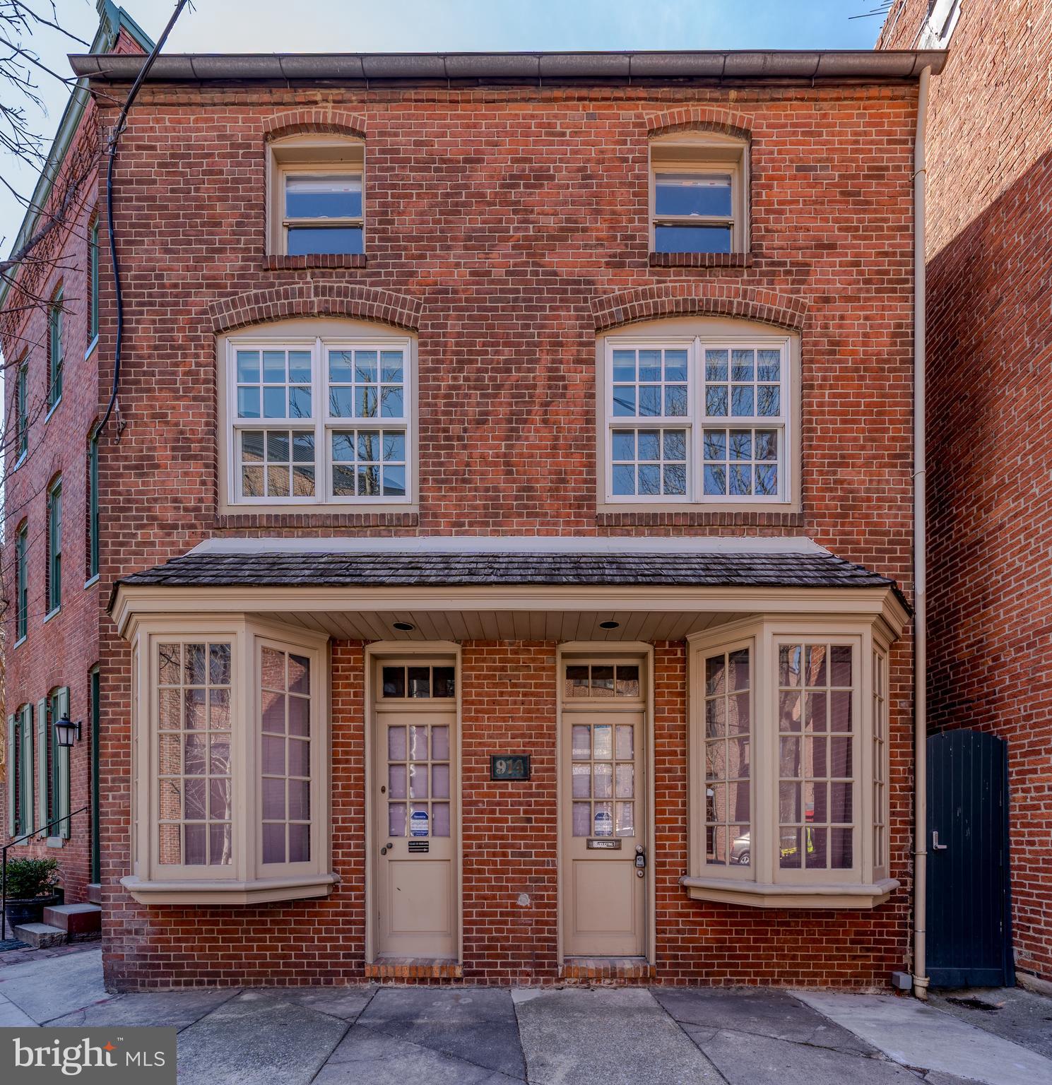 Nestled on a serene, charming street in the heart of Fells Point's vibrant waterfront, this stunning second floor apartment places you at the center of one of Baltimore's most desirable neighborhoods. From cobblestone streets to picturesque harbor views, Fells Point is brimming with character and offers an unparalleled lifestyle. Step outside your door and explore an array of waterfront dining options, from cozy cafés to award-winning restaurants serving everything from fresh seafood to international cuisine.
The neighborhood’s eclectic mix of boutique shops, art galleries, and lively pubs ensures there’s always something to discover. Spend your weekends browsing the bustling Broadway Market, a local gem offering gourmet food and local favorites like Sal & Son's Seafood , or enjoy a leisurely stroll along the waterfront promenade. For outdoor enthusiasts, nearby parks and water taxi access make it easy to enjoy the harbor’s natural beauty.
The main level boasts an inviting den just off the living and dining areas, ideal for relaxing, hosting out of town guests or entertaining. This expansive third-level primary bedroom exudes comfort and charm. Flooded with natural light, the space is ideal for creating your personalized haven. Whether you envision a cozy seating area, a home office, or a serene corner for yoga or meditation, this open layout accommodates it all.
The unit has been meticulously renovated, featuring a cozy fireplace, an updated kitchen with modern finishes, gleaming hardwood floors, and ample living space. The property offers plenty of functionality, and the convenience of an in-unit washer and dryer makes everyday living effortless. Step outside onto the generous private deck—a perfect retreat for outdoor lounging or hosting friends.
Located mere steps from Fells Point's iconic waterfront, you'll be immersed in the vibrant energy of nearby restaurants, shops, and attractions. For added convenience, secure covered parking is available for rent directly across the street at Union Wharf. Additionally, there’s potential to also lease a commercial, unfinished space on the first floor, opening the door to even more opportunities.
This is a rare chance to enjoy the best of Fells Point living—don’t miss it!