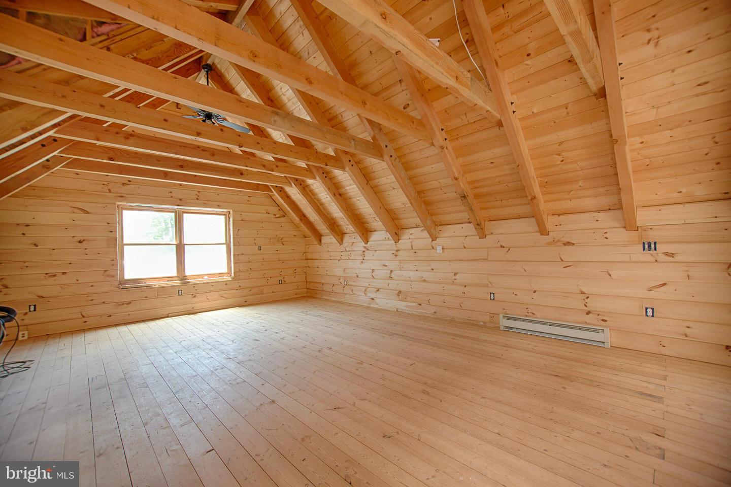 LAKE HOLIDAY ESTATES - Residential