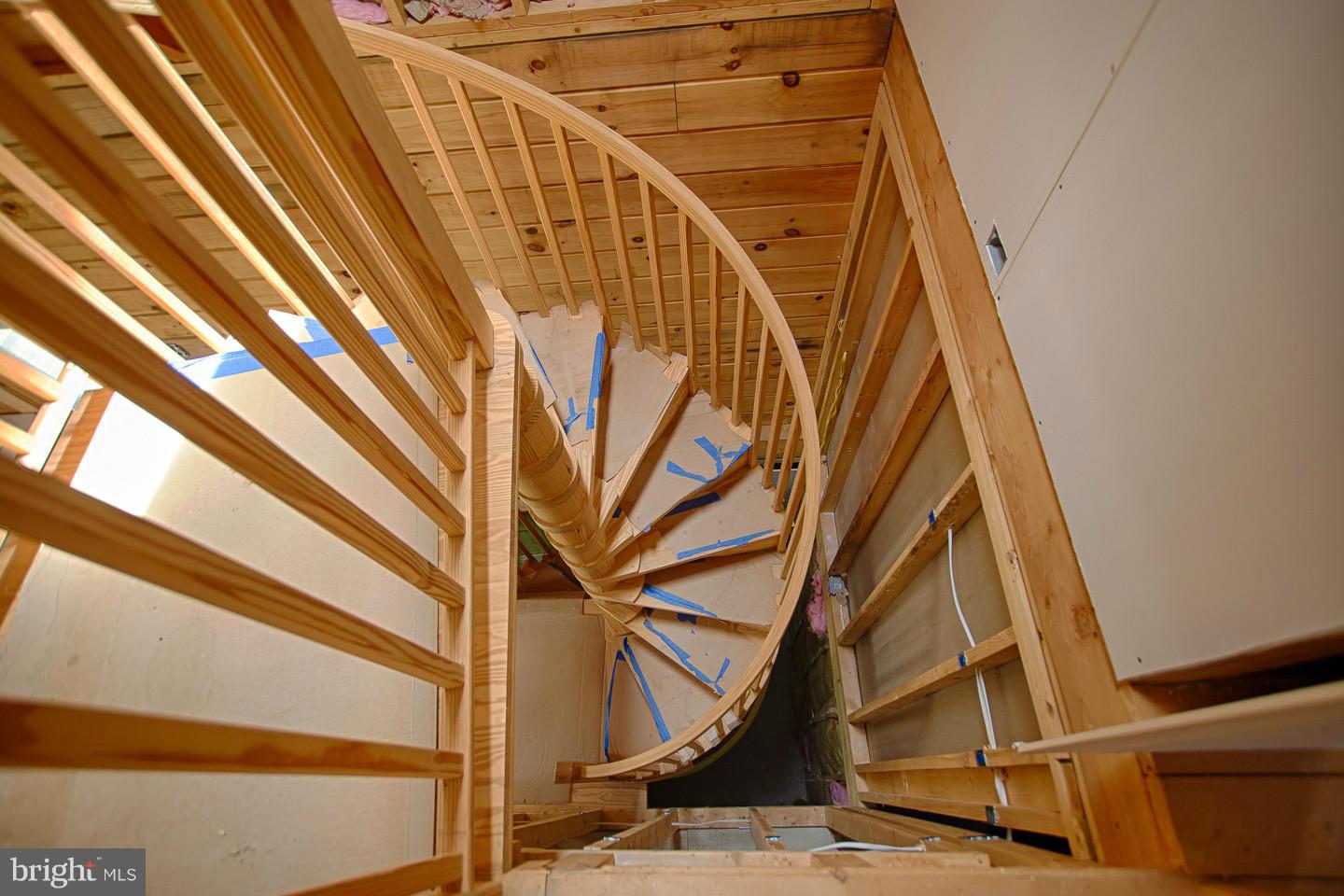 LAKE HOLIDAY ESTATES - Residential