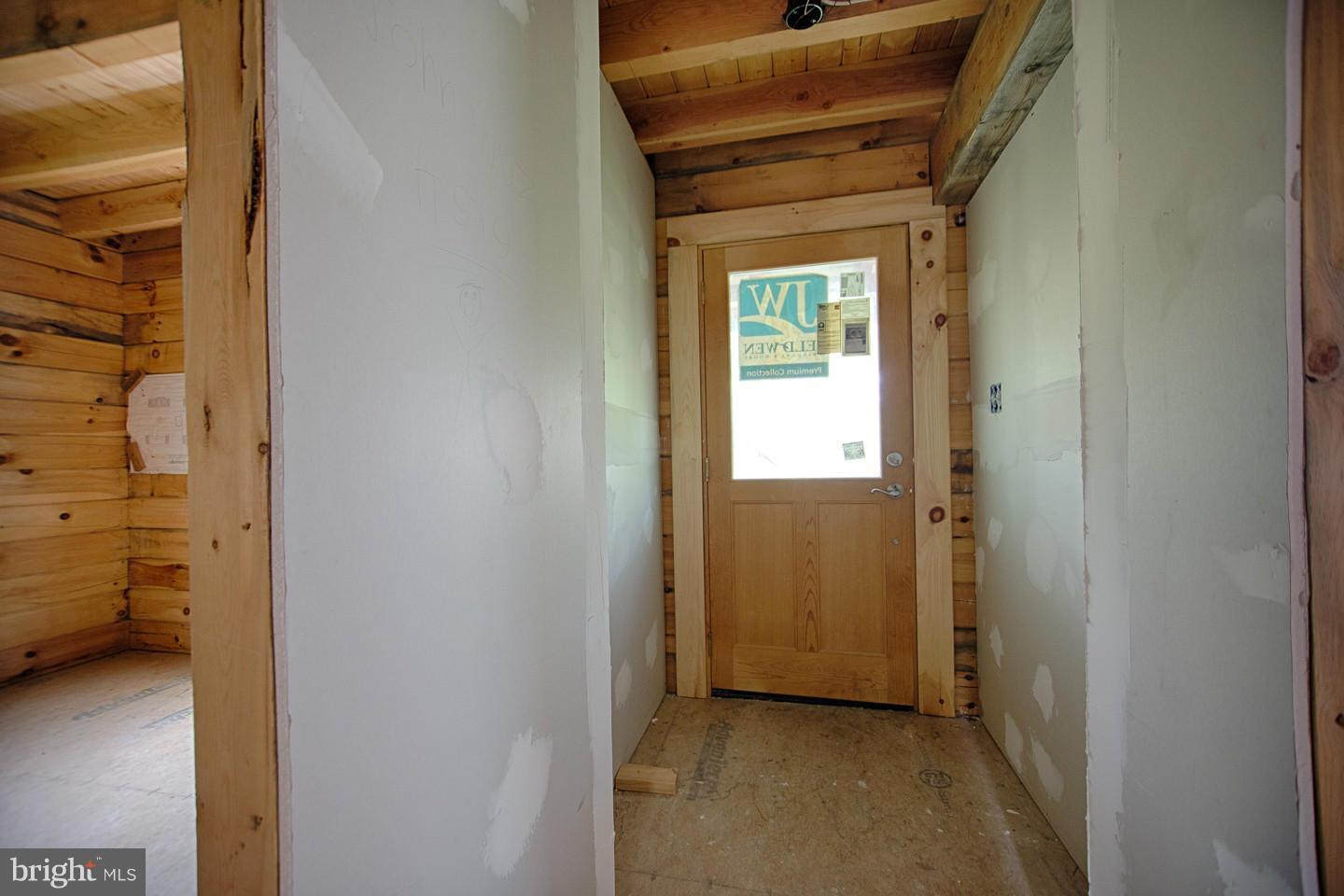 LAKE HOLIDAY ESTATES - Residential