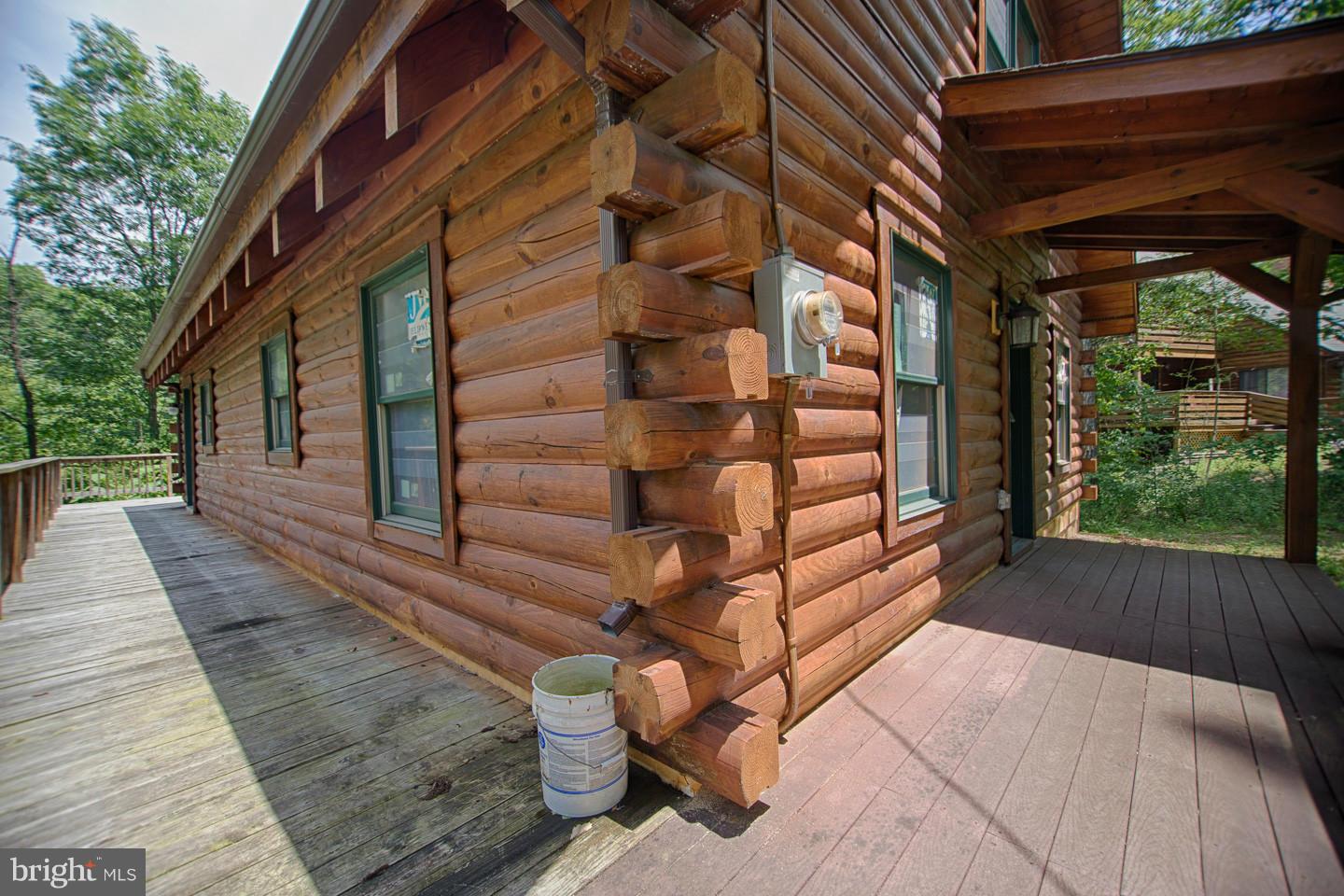 LAKE HOLIDAY ESTATES - Residential