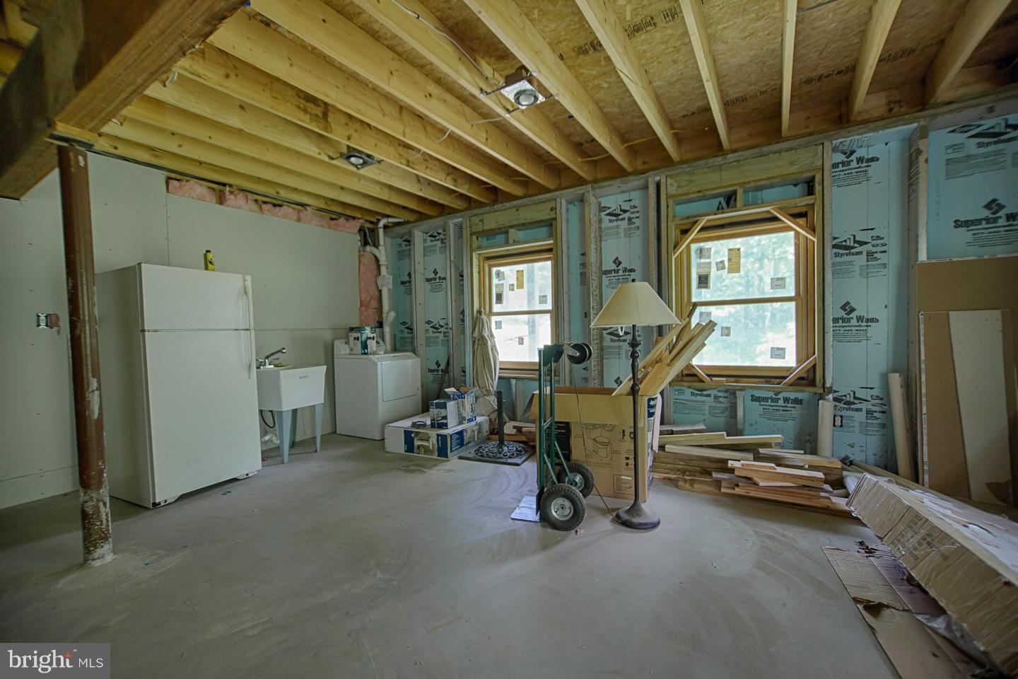 LAKE HOLIDAY ESTATES - Residential