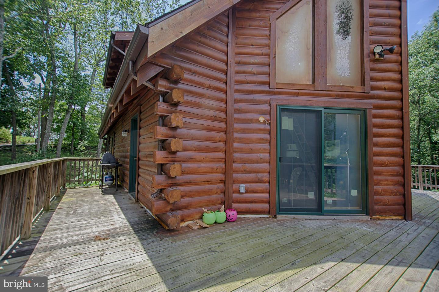 LAKE HOLIDAY ESTATES - Residential