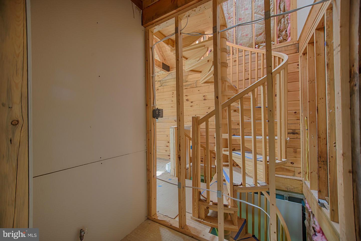 LAKE HOLIDAY ESTATES - Residential