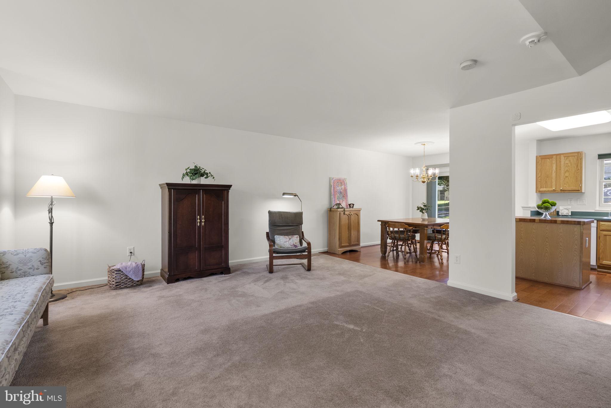 9543 RIDGEVIEW DRIVE