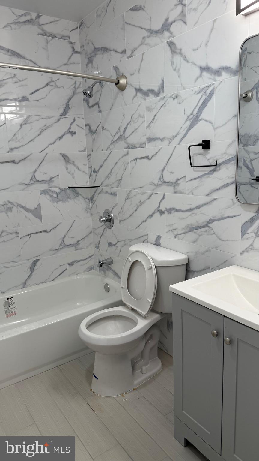 PHILADELPHIA (SOUTHWEST) - Residential