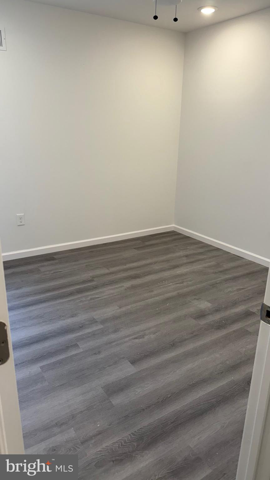 PHILADELPHIA (SOUTHWEST) - Residential