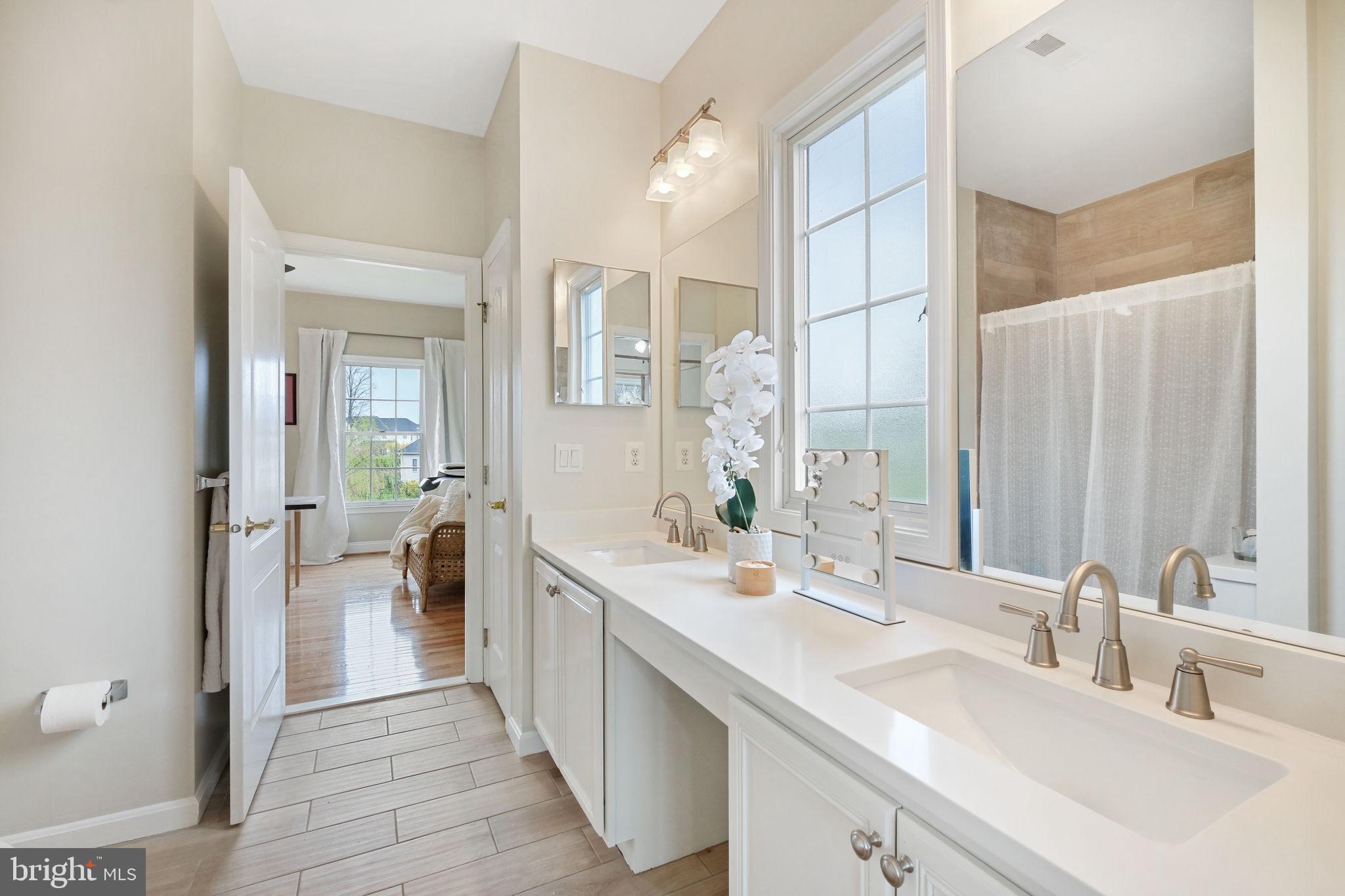 LOUDOUN VALLEY ESTATES - Residential