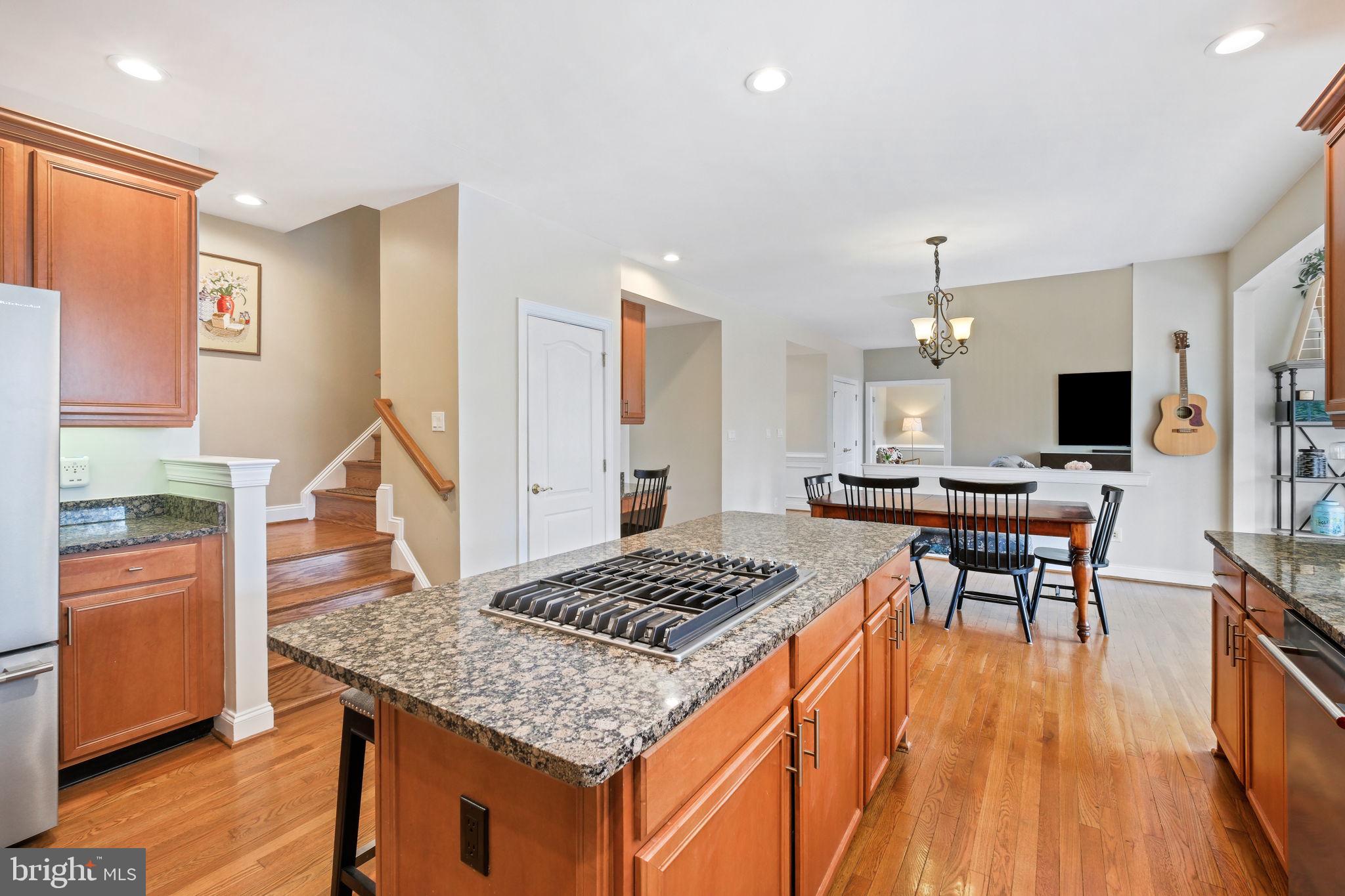 LOUDOUN VALLEY ESTATES - Residential