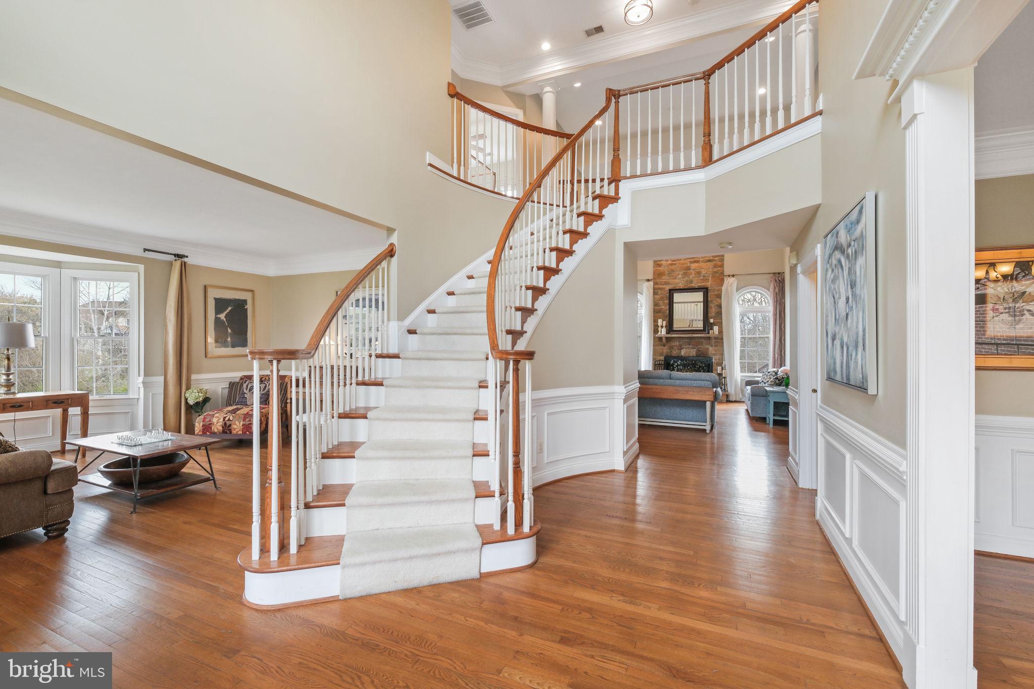 LOUDOUN VALLEY ESTATES - Residential