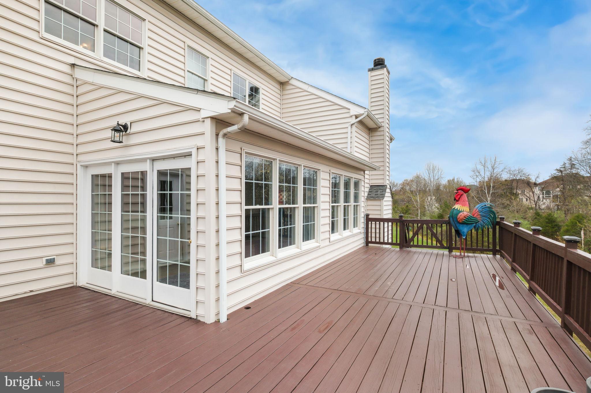 LOUDOUN VALLEY ESTATES - Residential